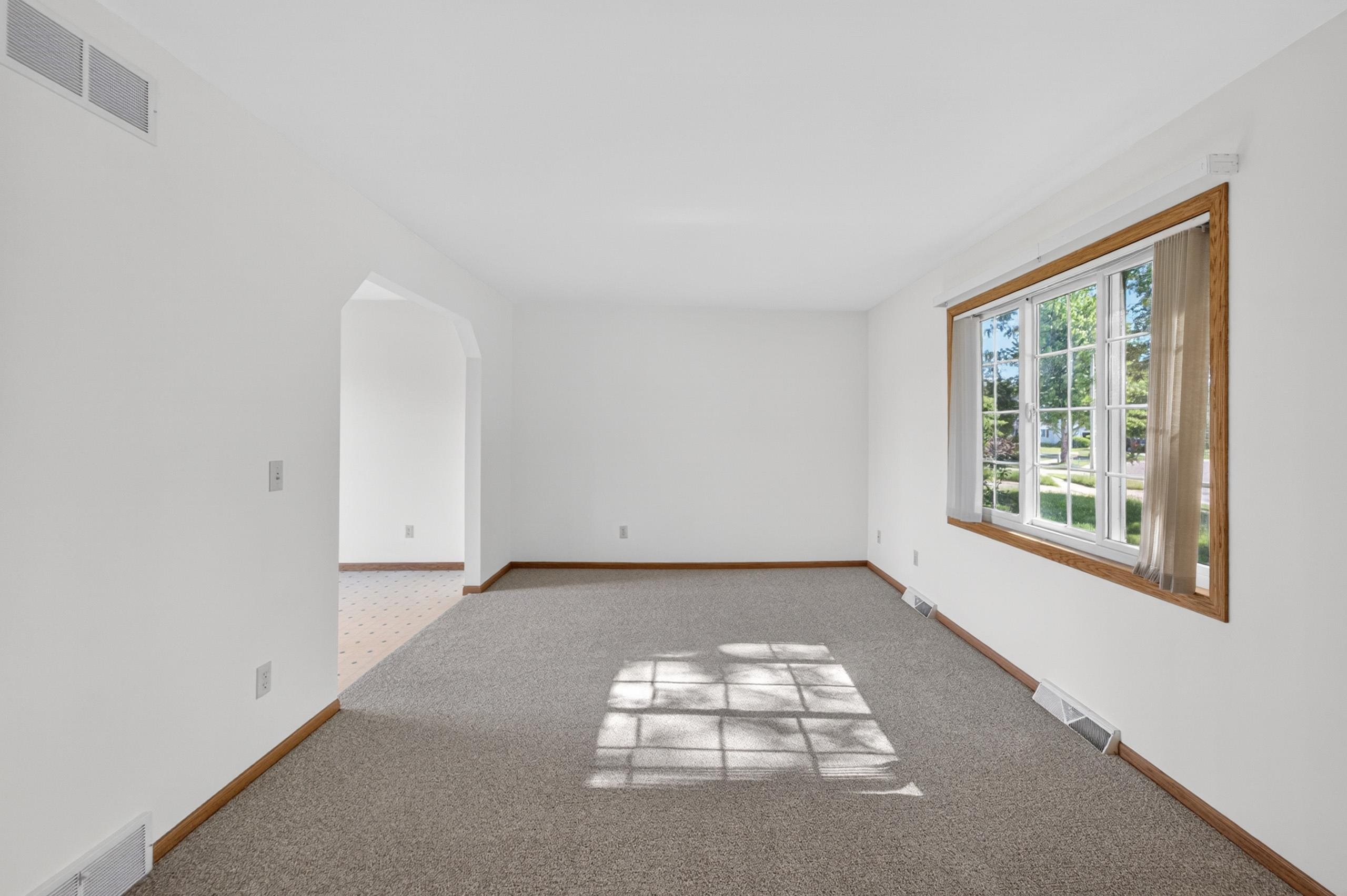 137 Lynne Trail