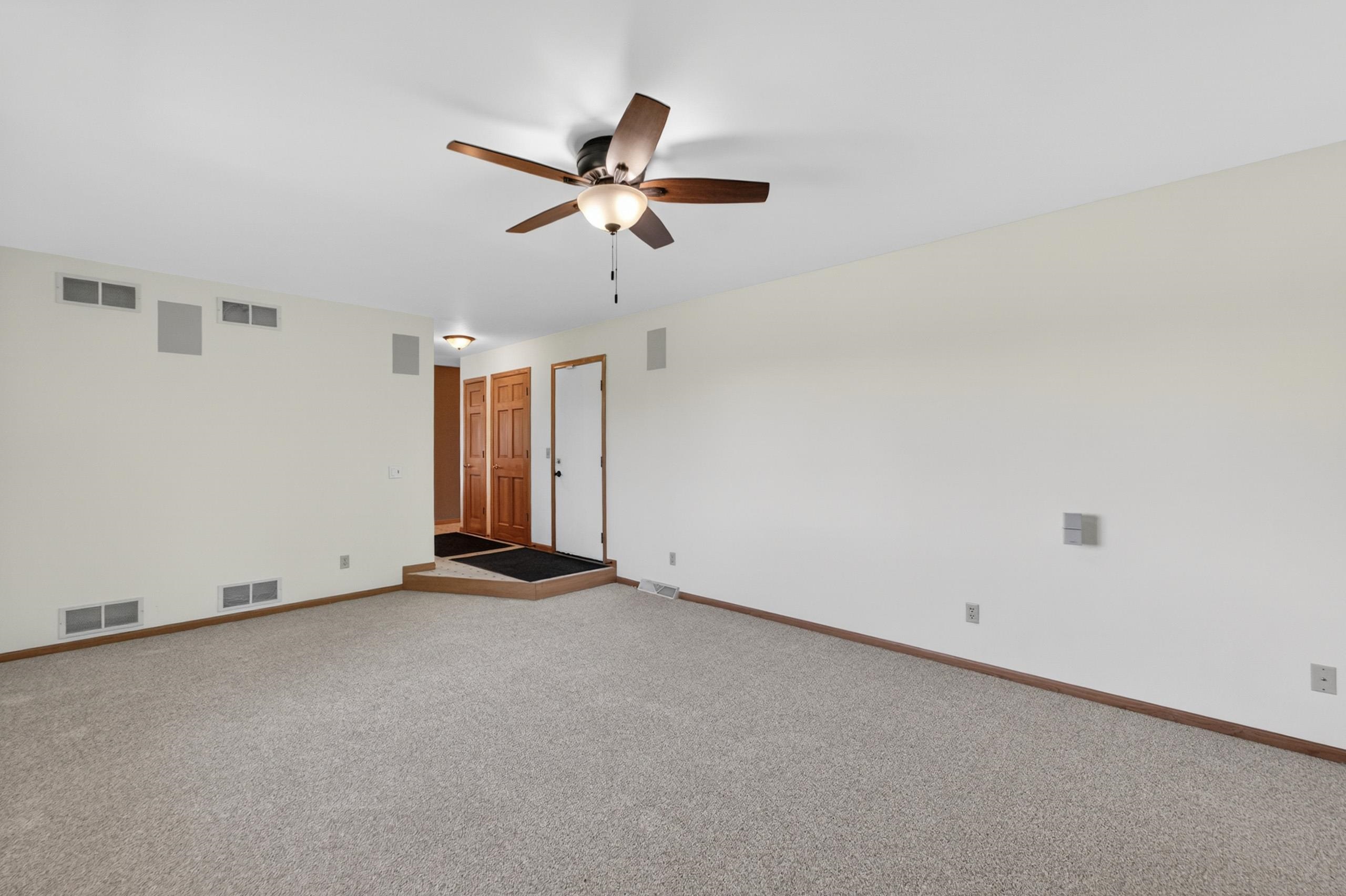 137 Lynne Trail