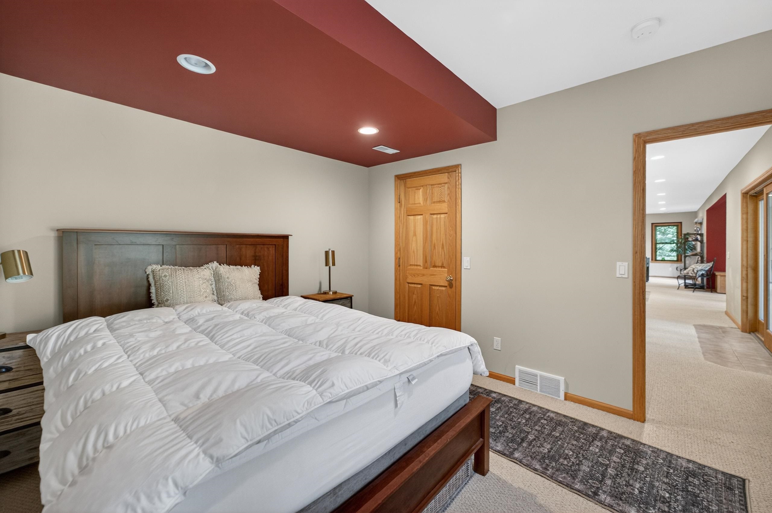 3098 Barrington Hills Court
