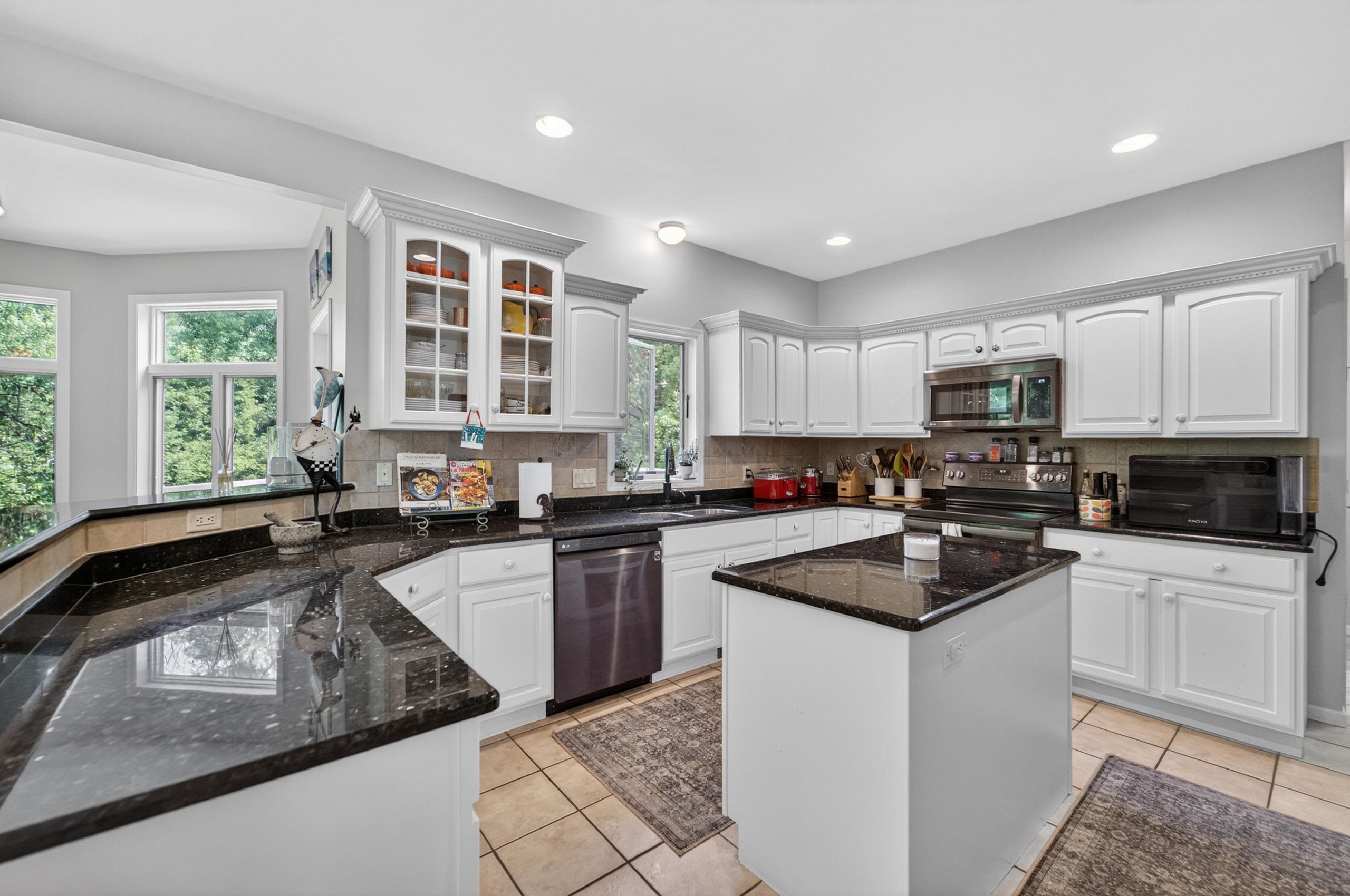 3098 Barrington Hills Court