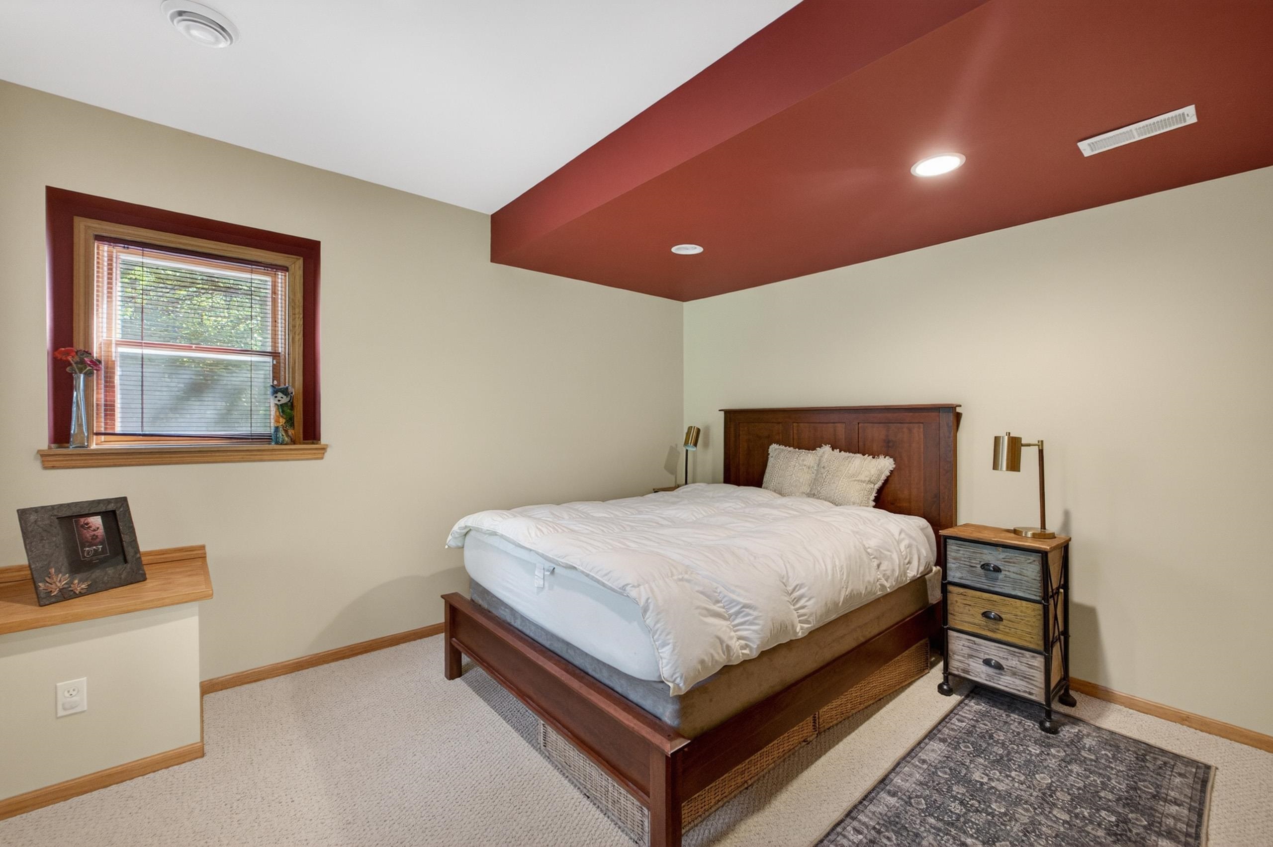 3098 Barrington Hills Court