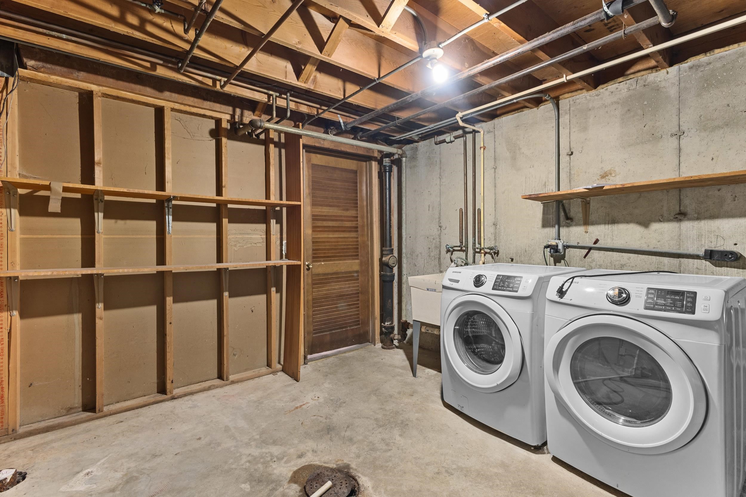 2403 Maywood Circle