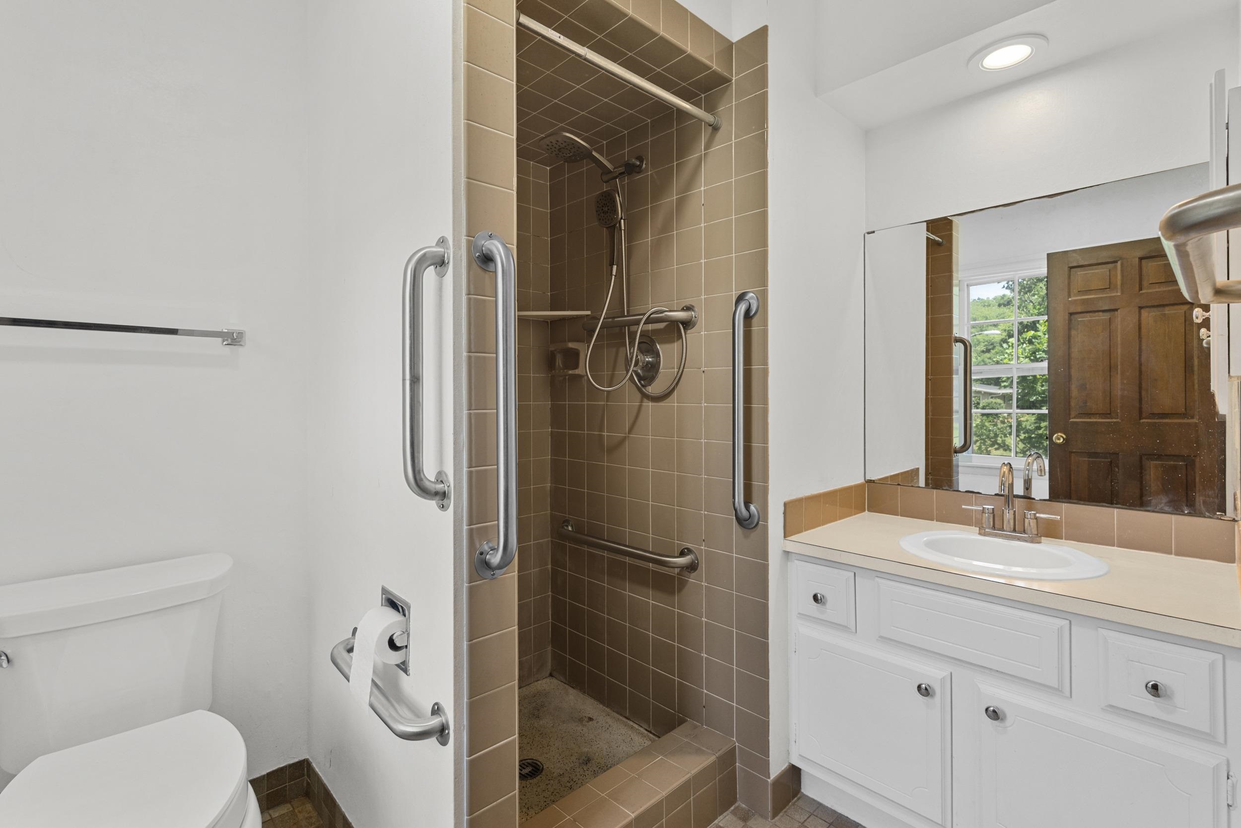 2403 Maywood Circle