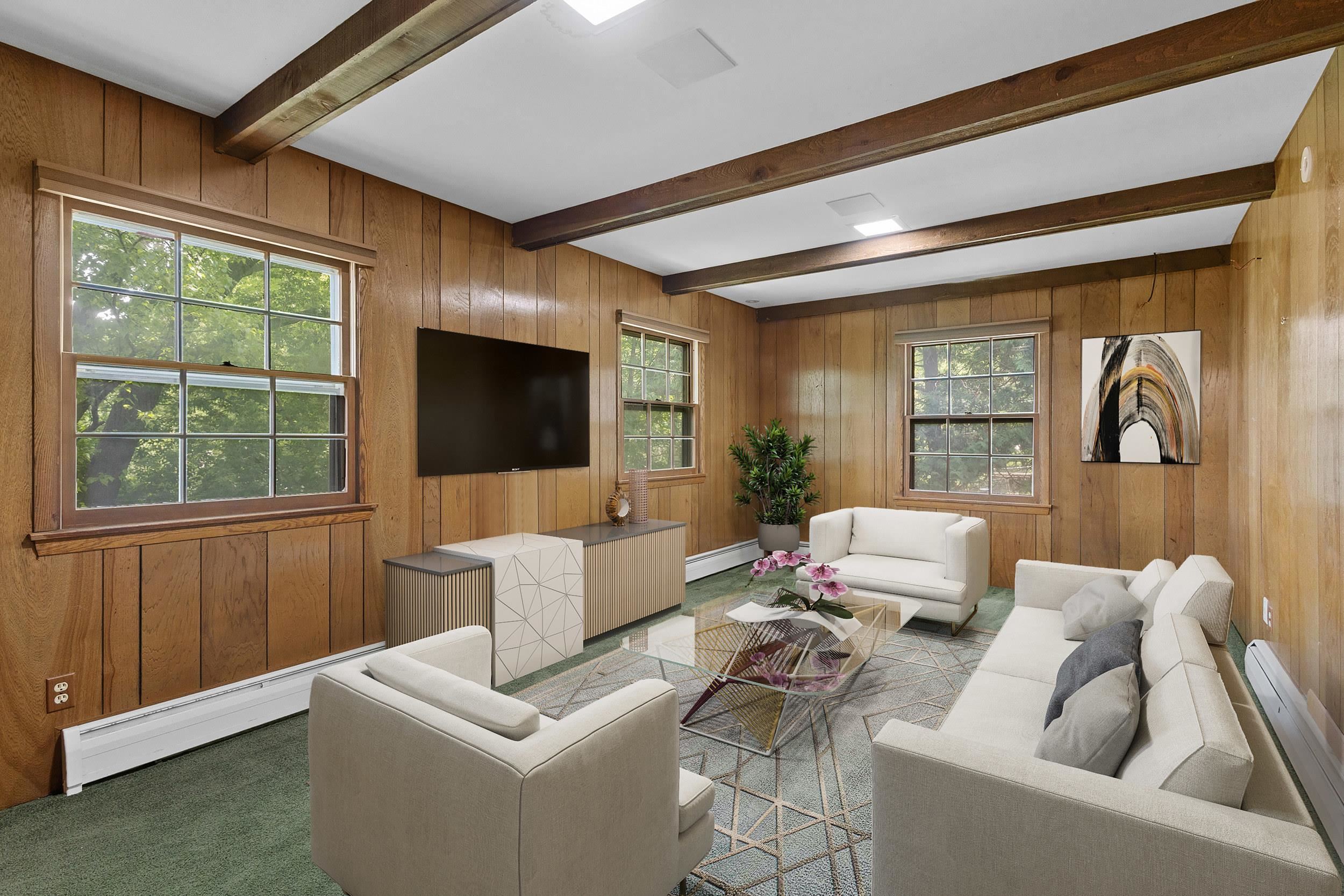 2403 Maywood Circle