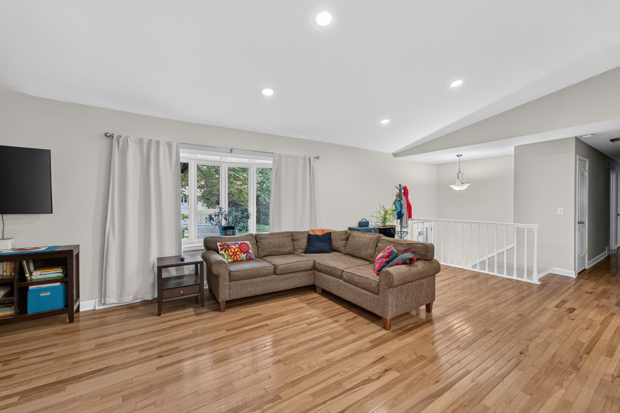 1133 Frisch Road