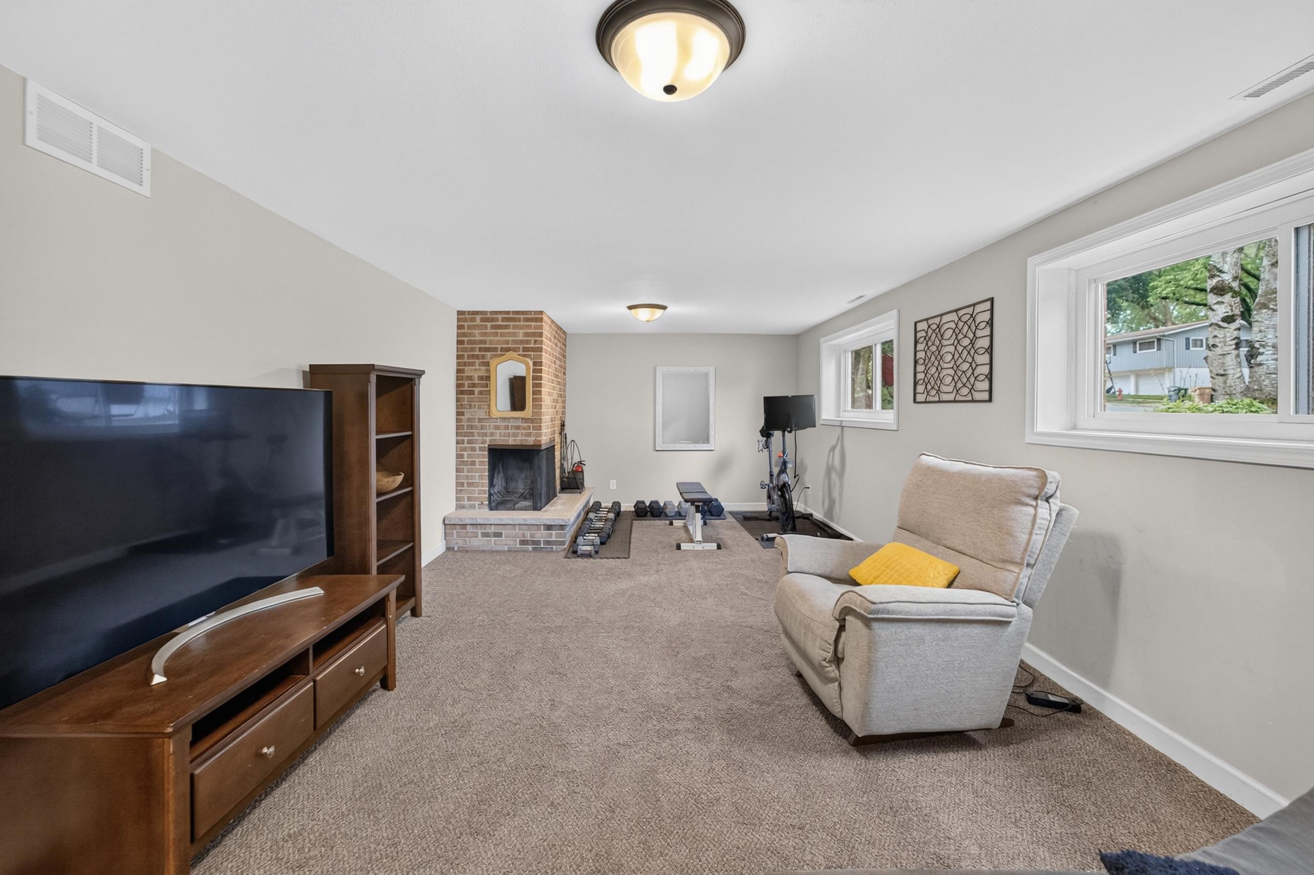 1133 Frisch Road