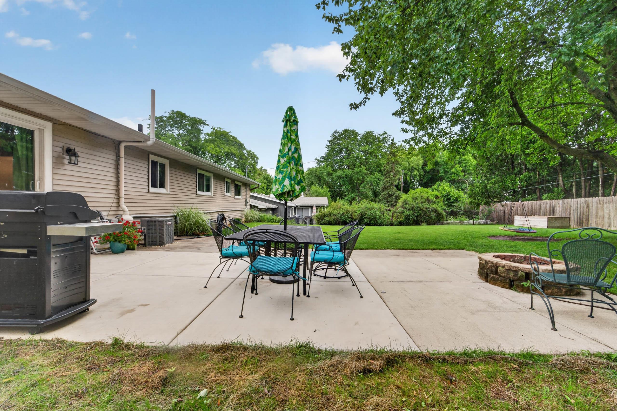 1133 Frisch Road