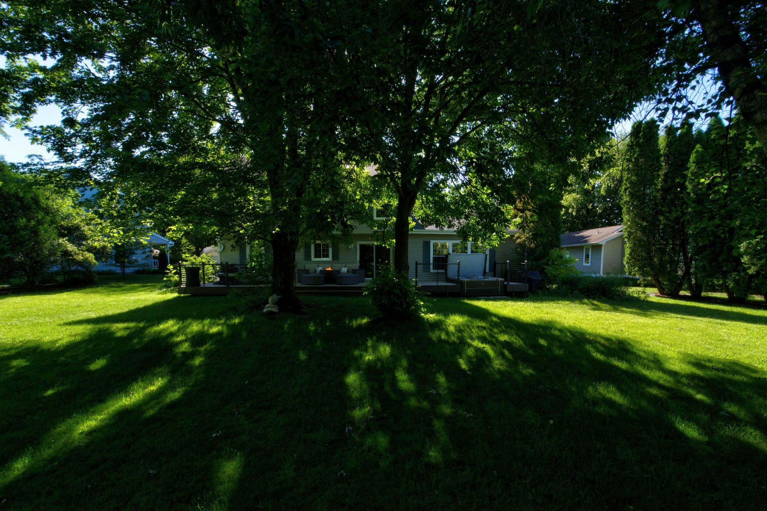 8 Darien Circle