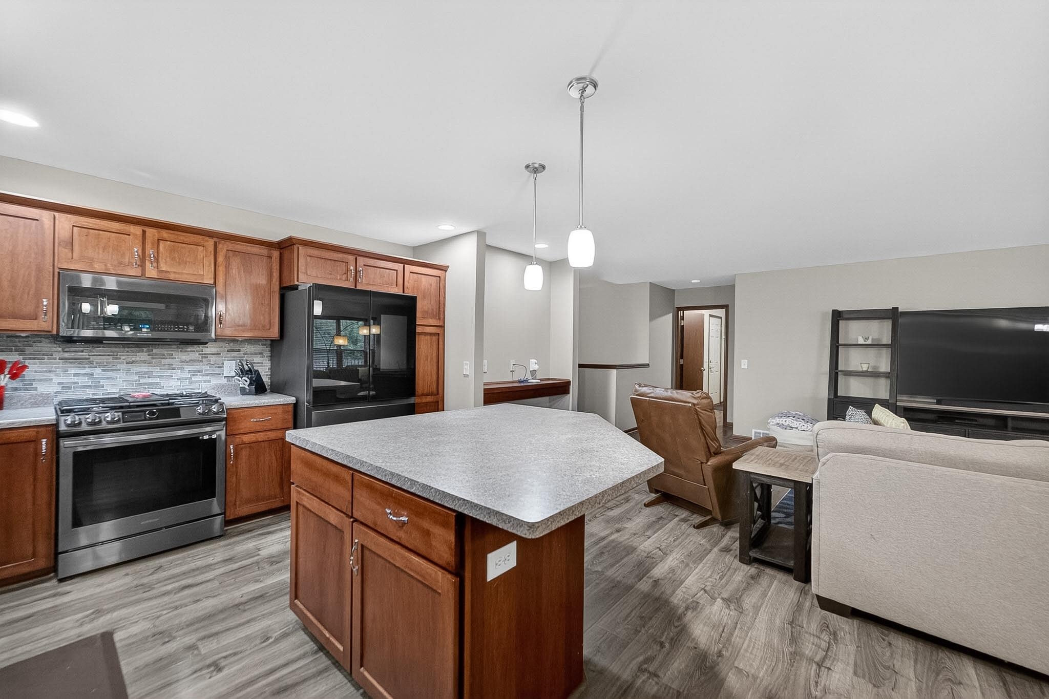 8918 Silkwood Trail