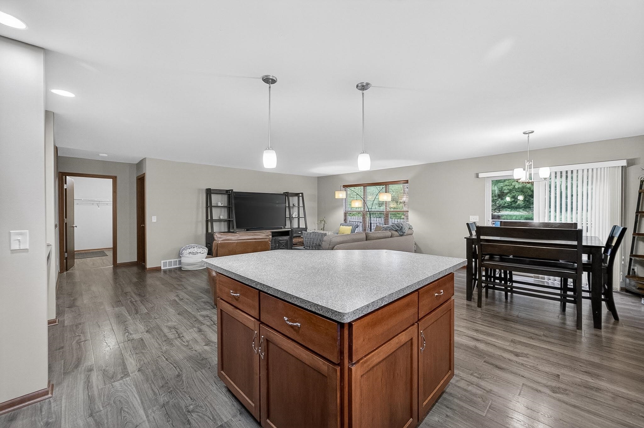 8918 Silkwood Trail