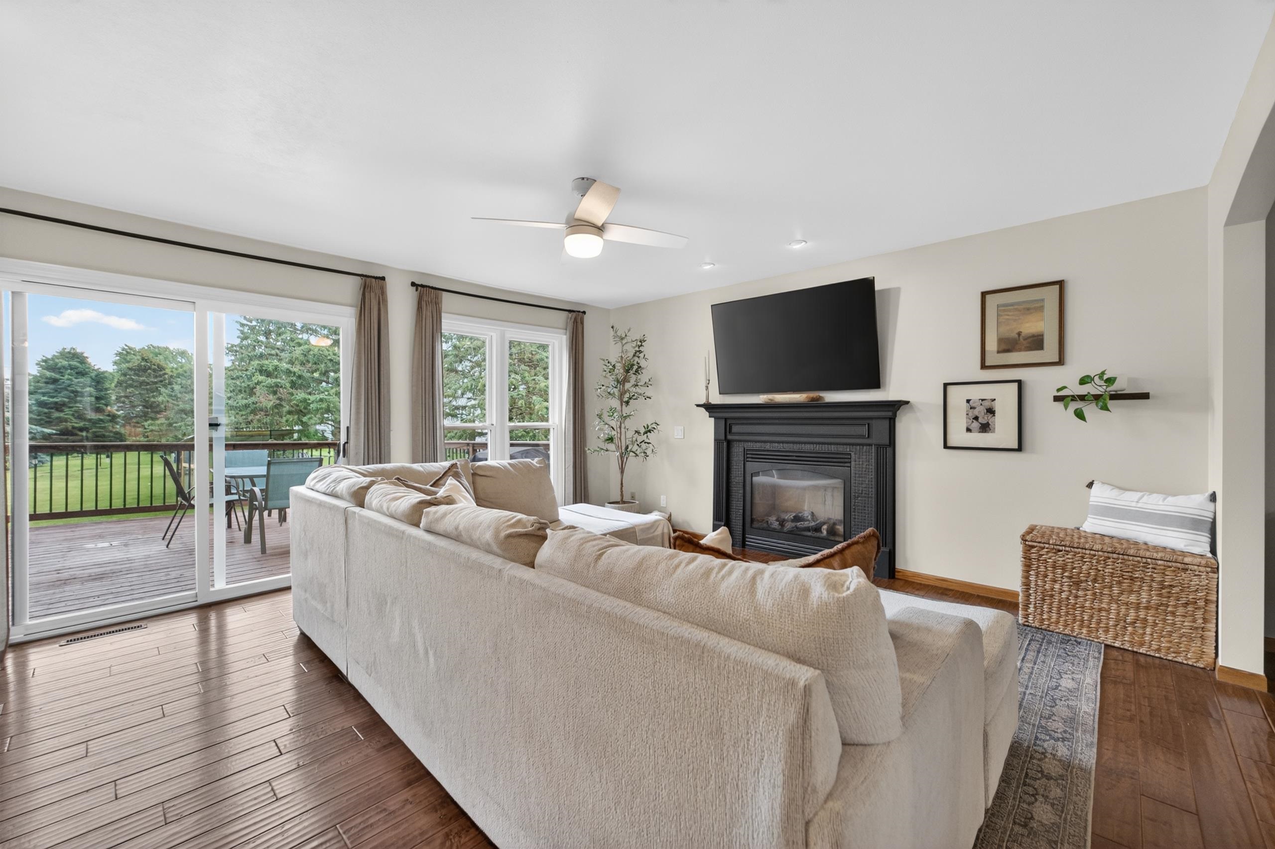 405 Meadow View Lane