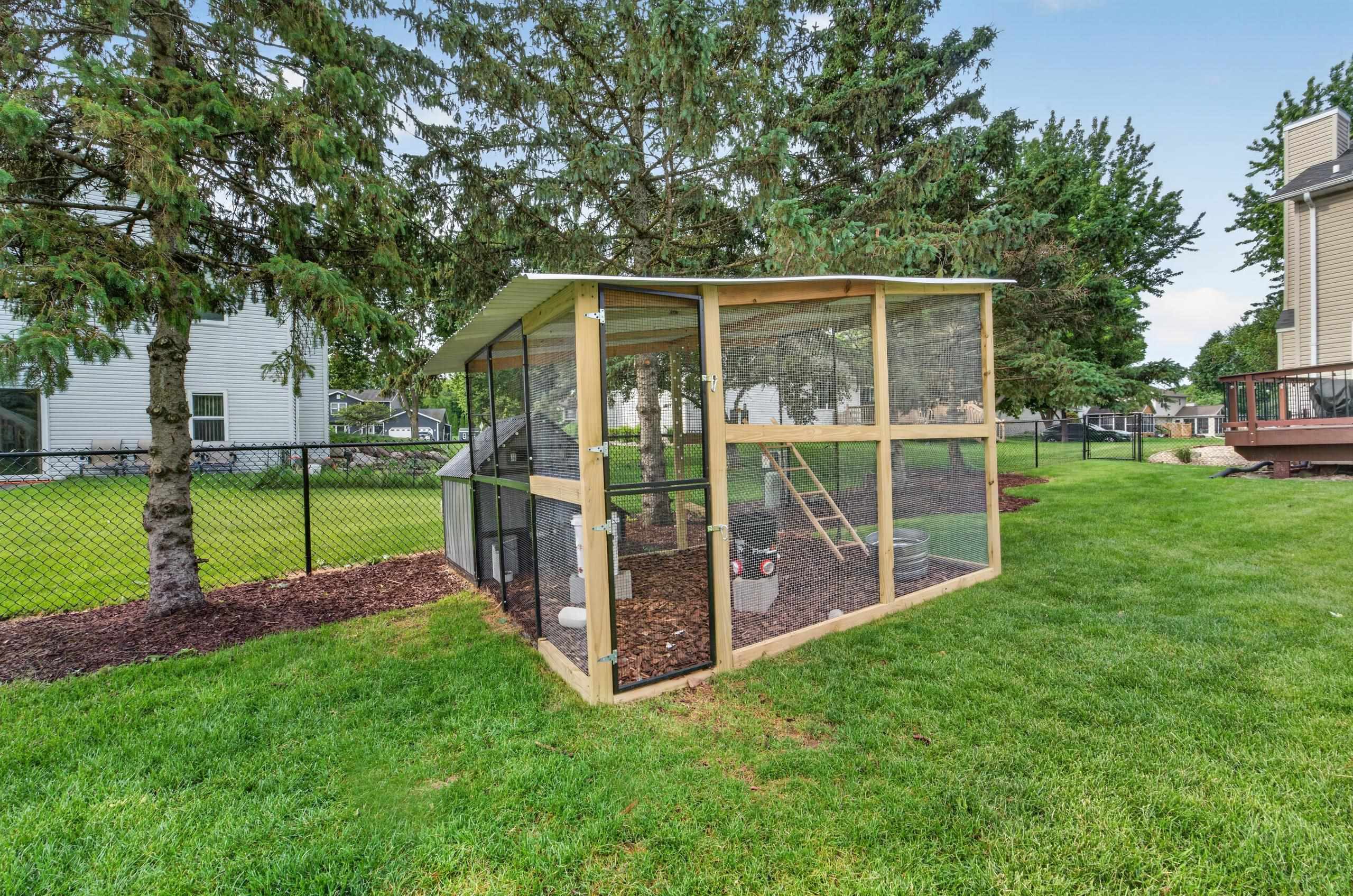405 Meadow View Lane