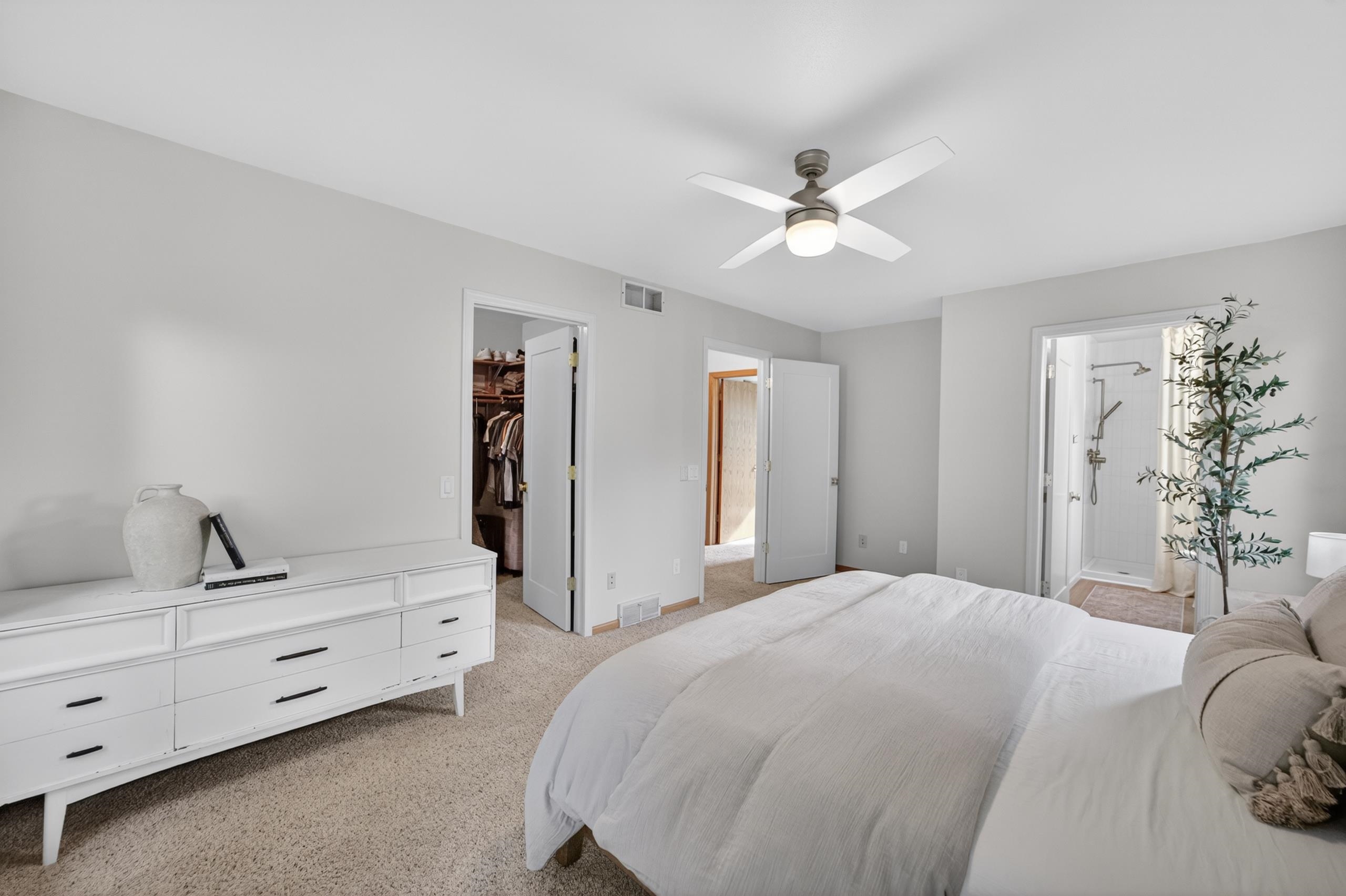 405 Meadow View Lane