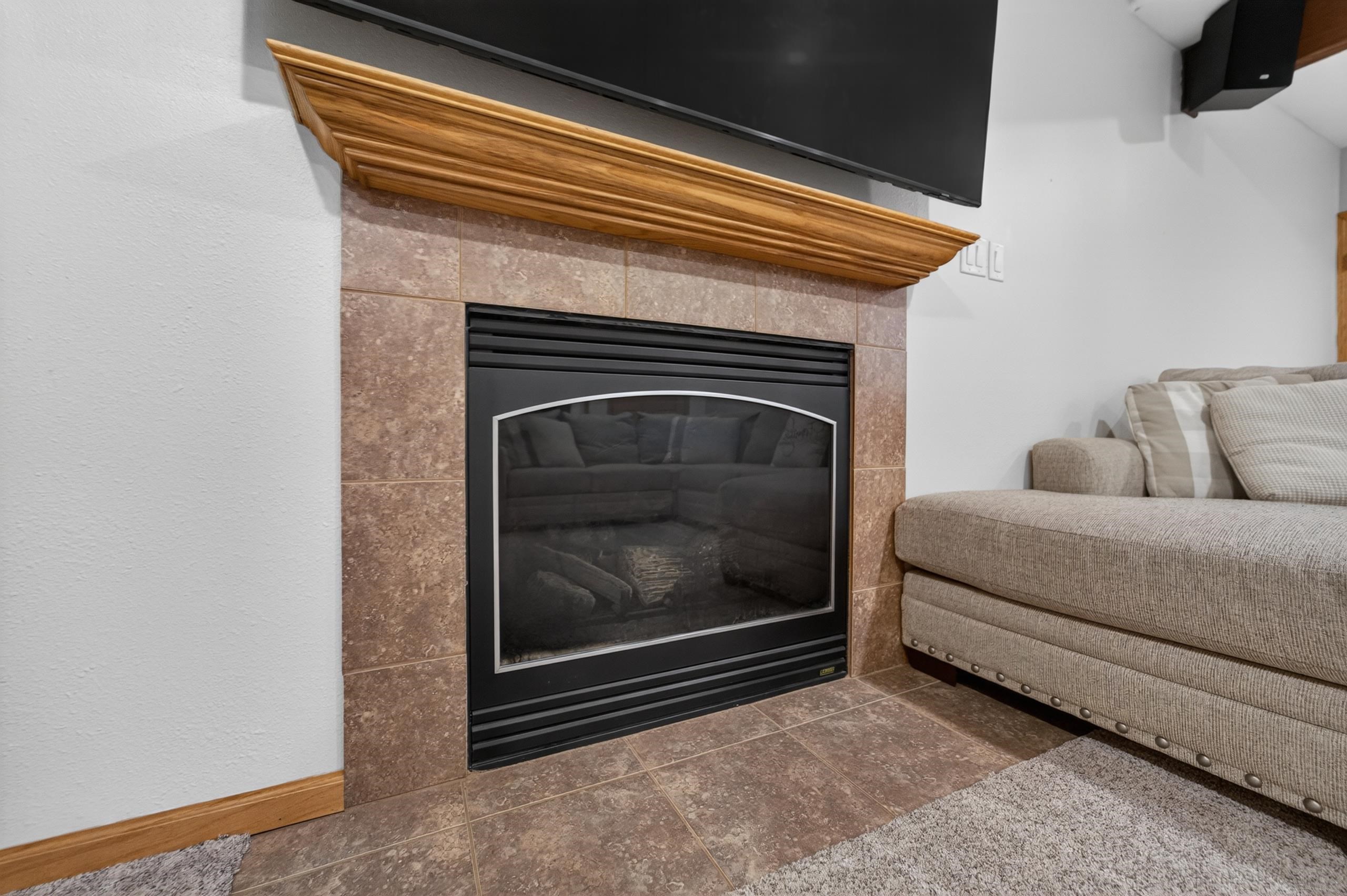 405 Meadow View Lane