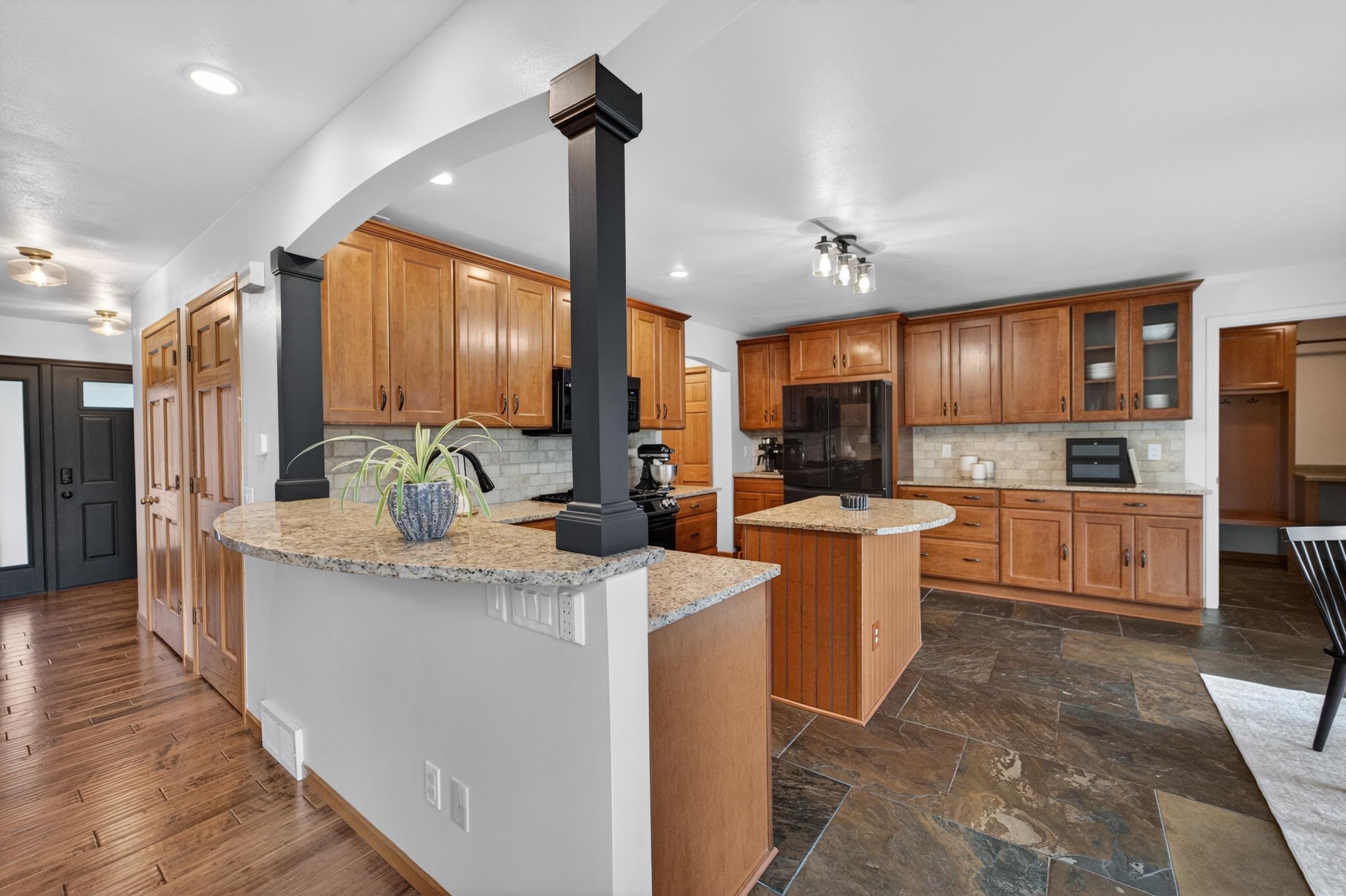 405 Meadow View Lane