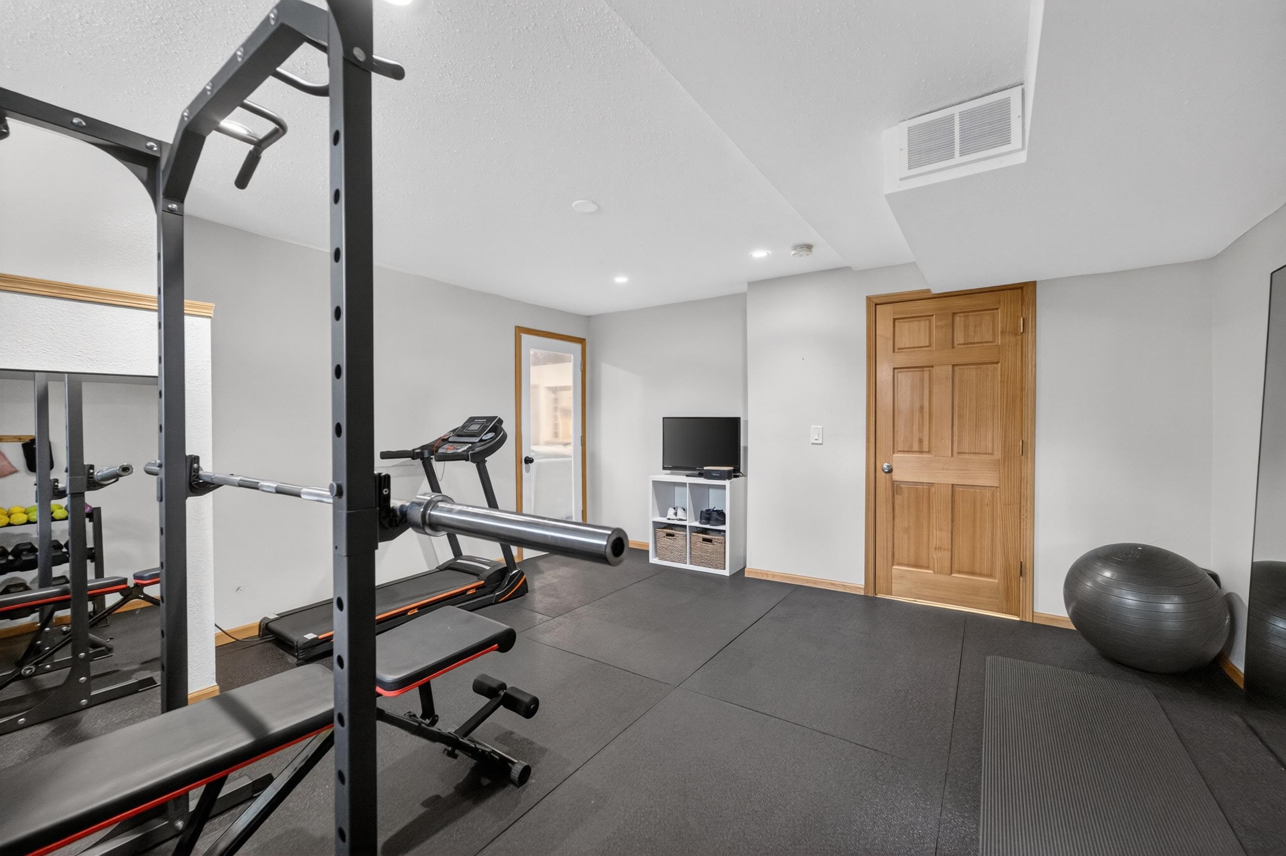 405 Meadow View Lane