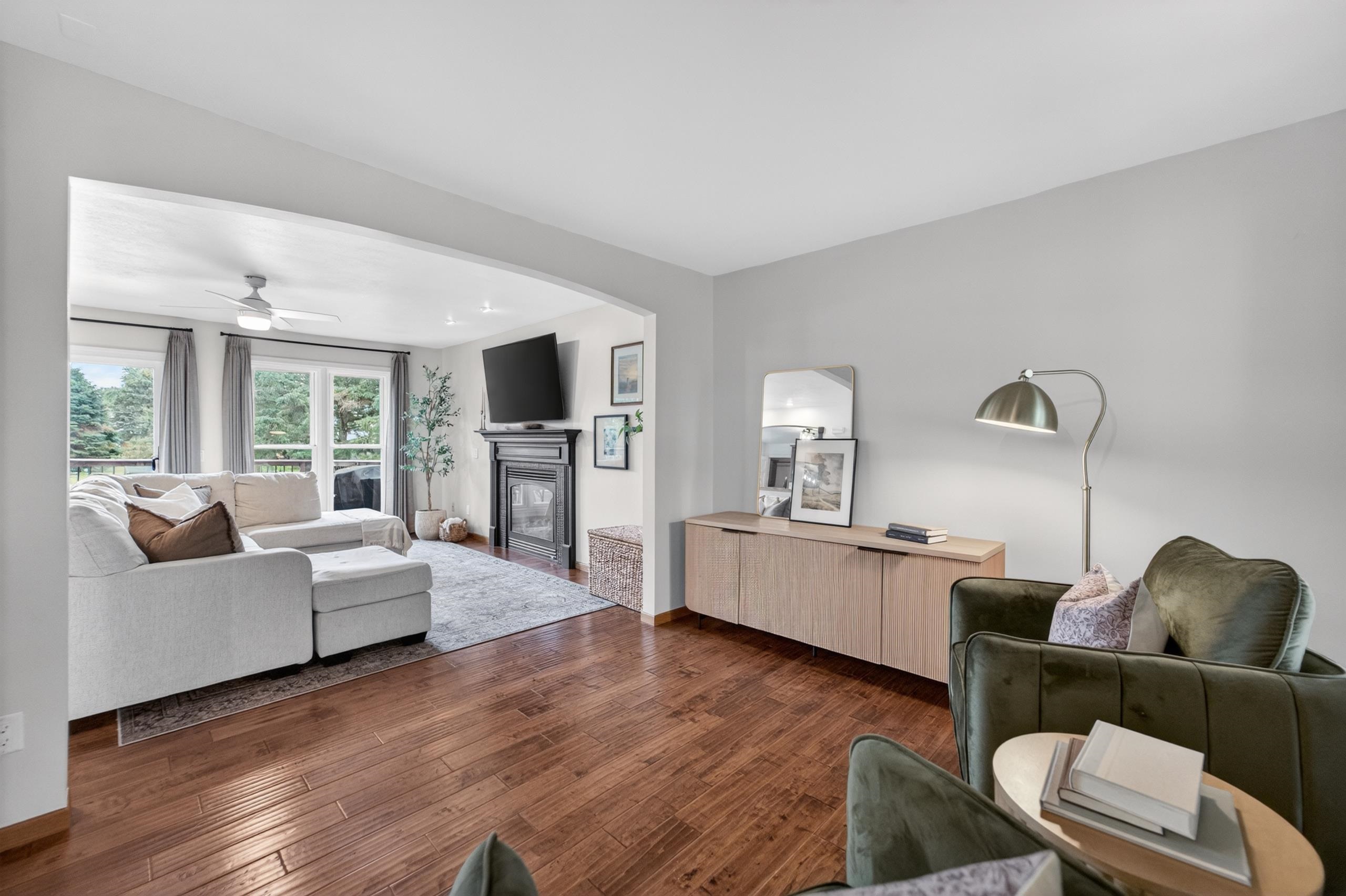 405 Meadow View Lane