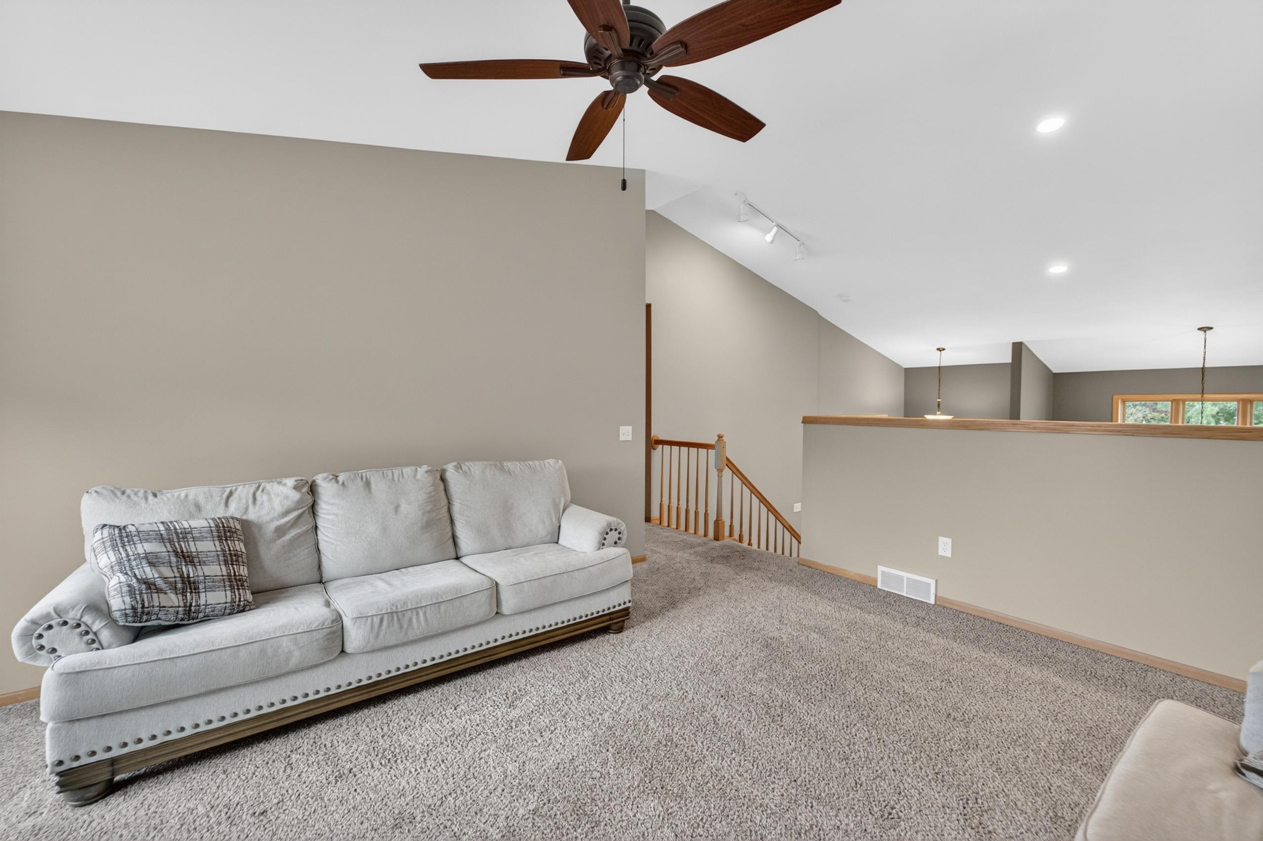 467 Sherbrooke Drive