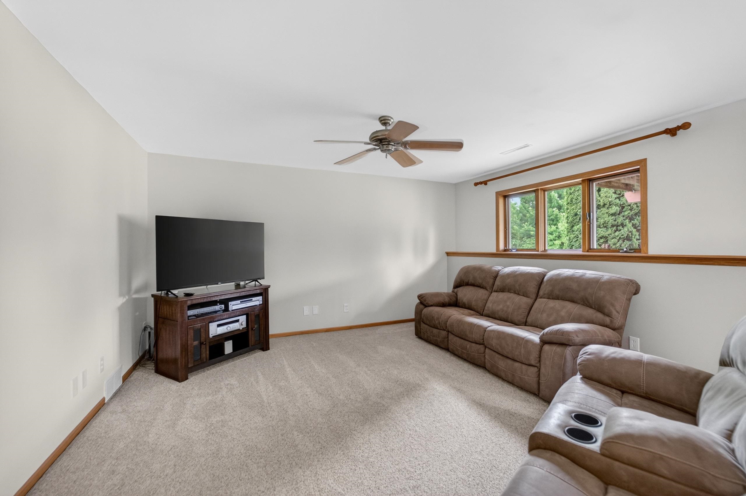 467 Sherbrooke Drive