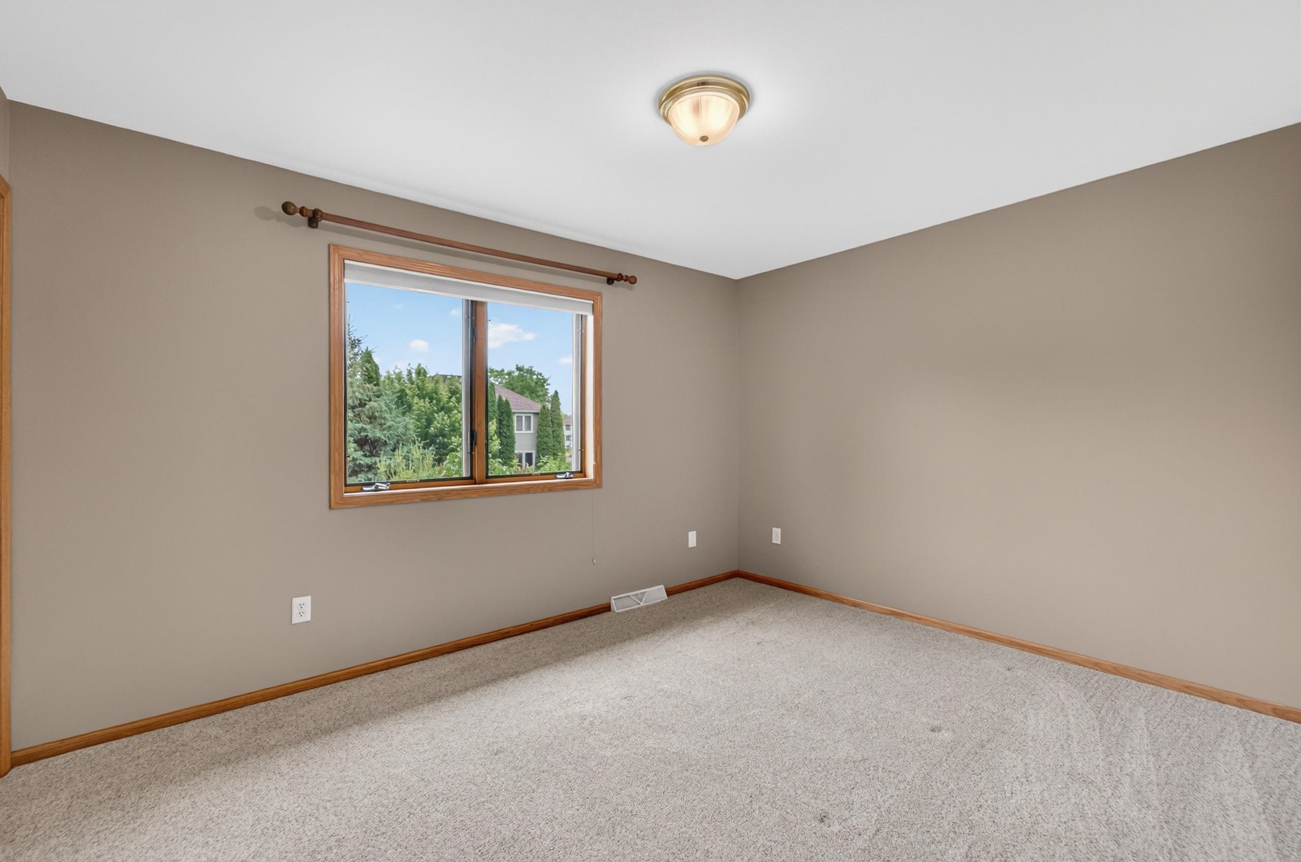467 Sherbrooke Drive