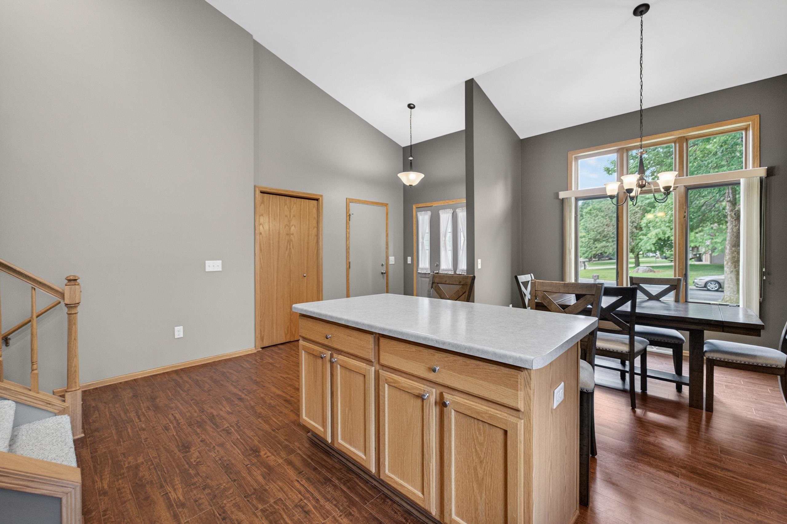 467 Sherbrooke Drive