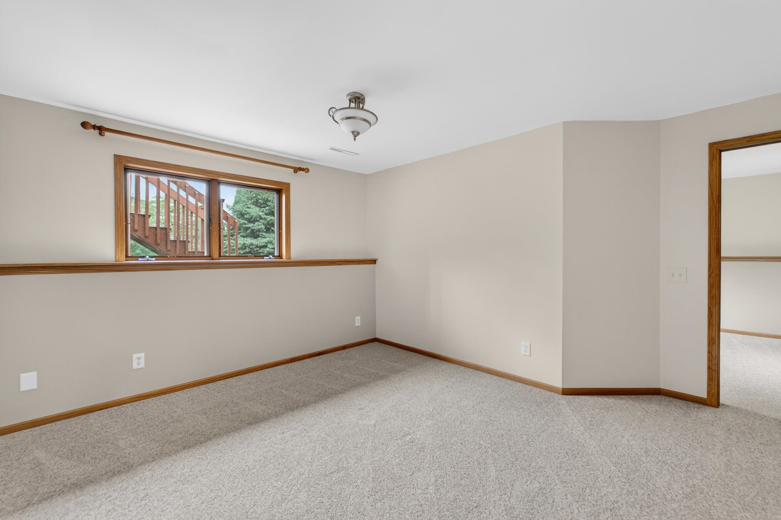 467 Sherbrooke Drive