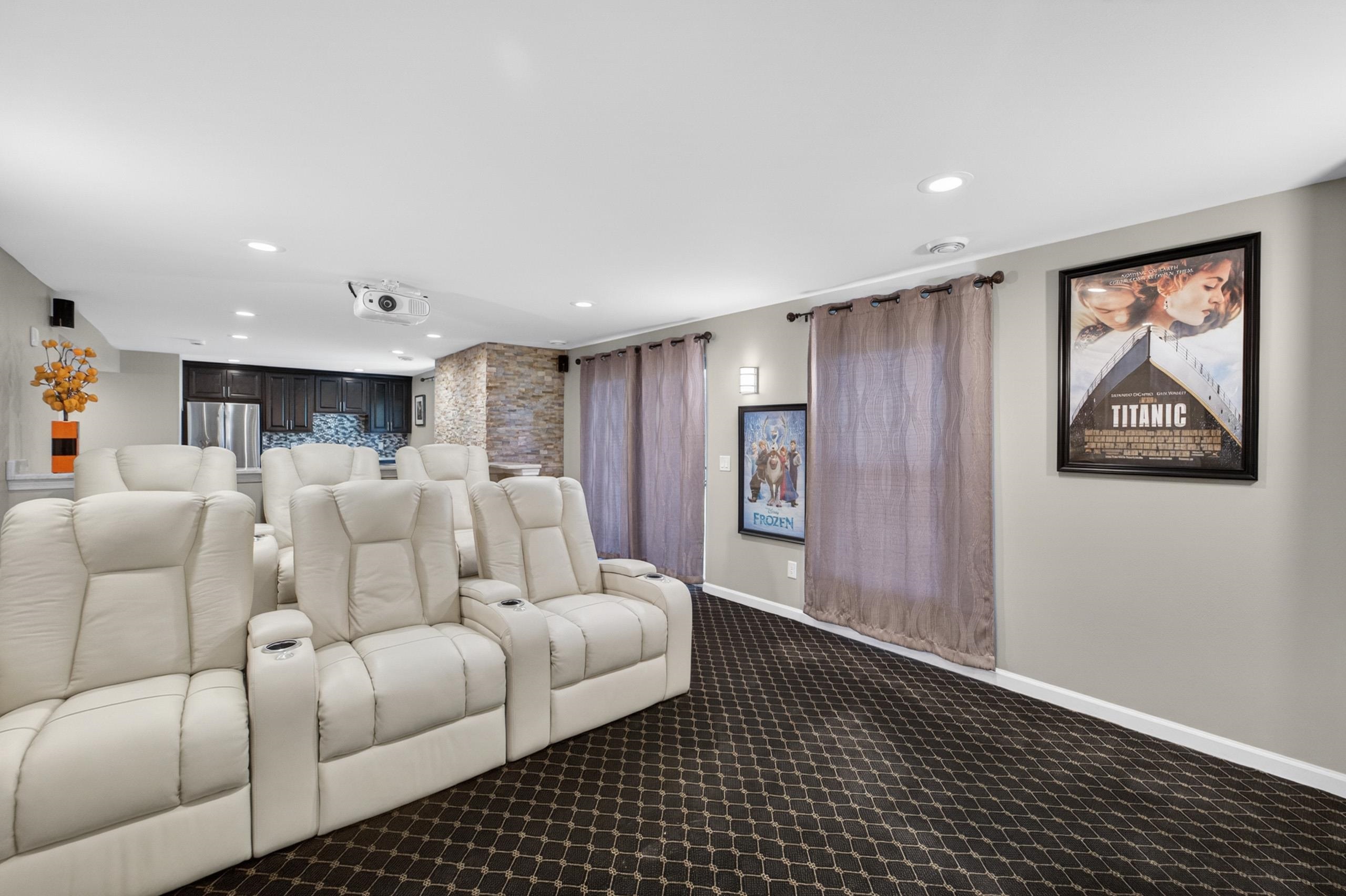 5023 Congressional Hill