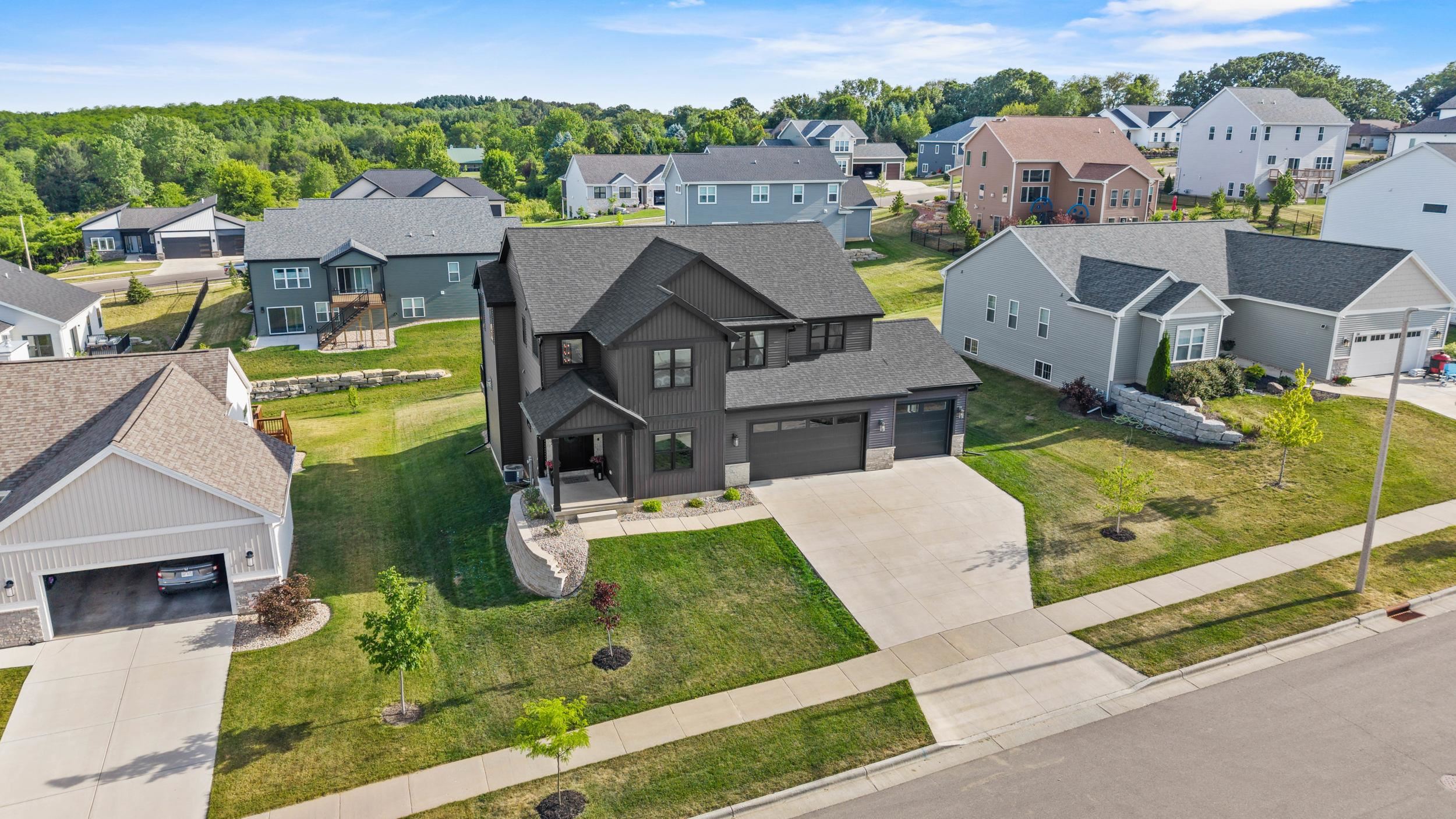 552 Autumn Ridge Court