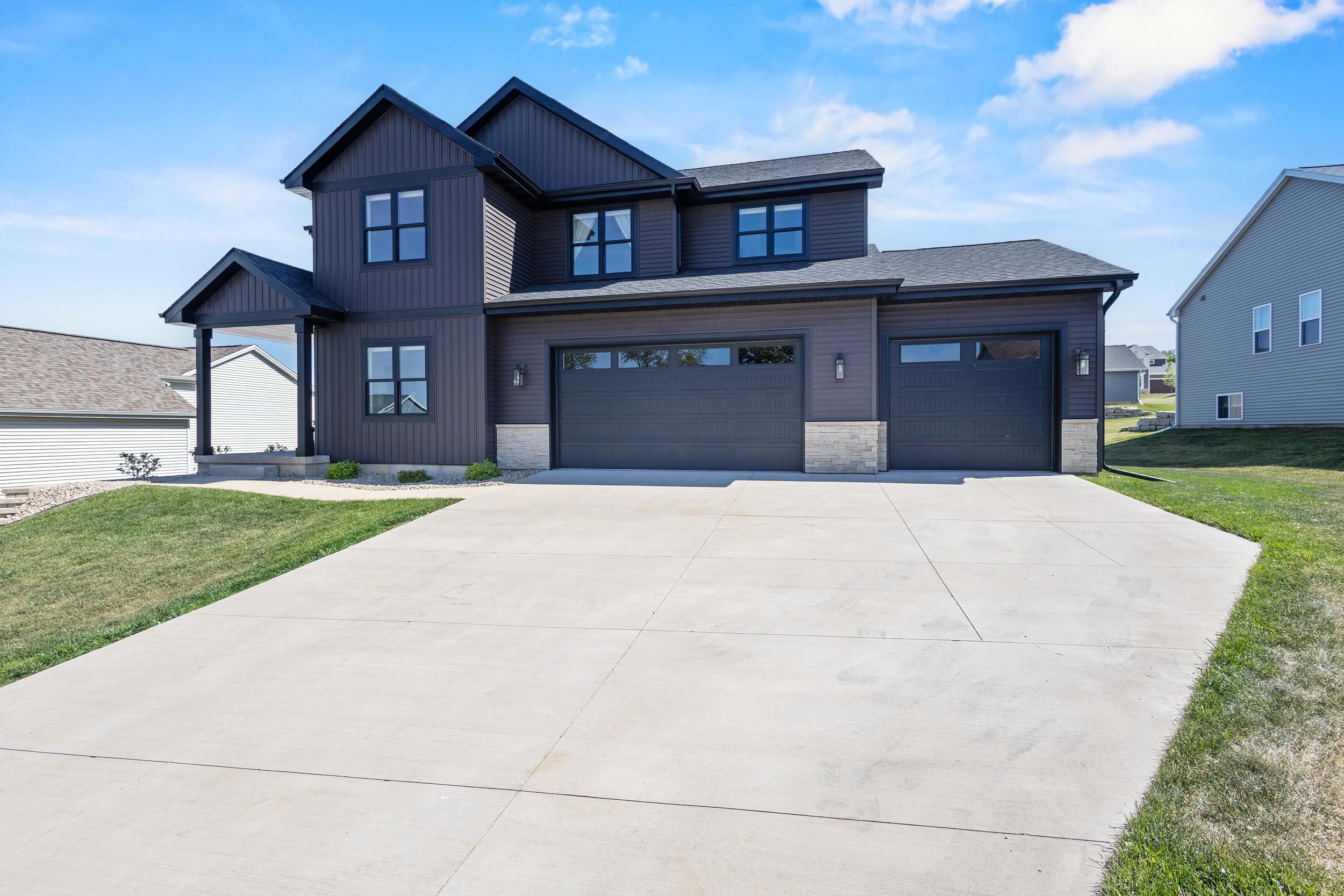 552 Autumn Ridge Court
