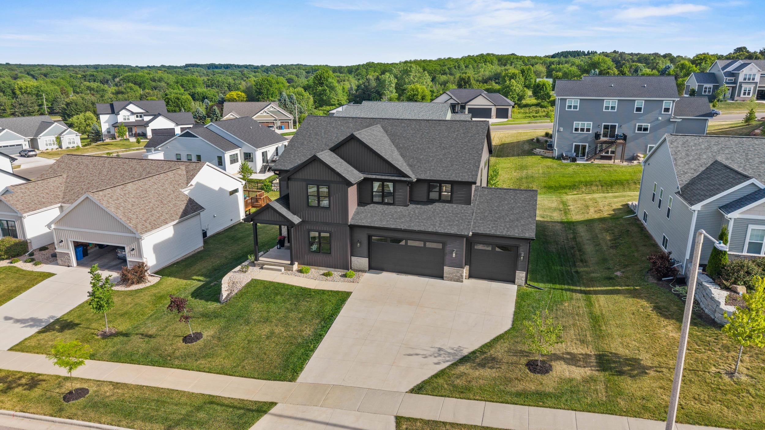 552 Autumn Ridge Court