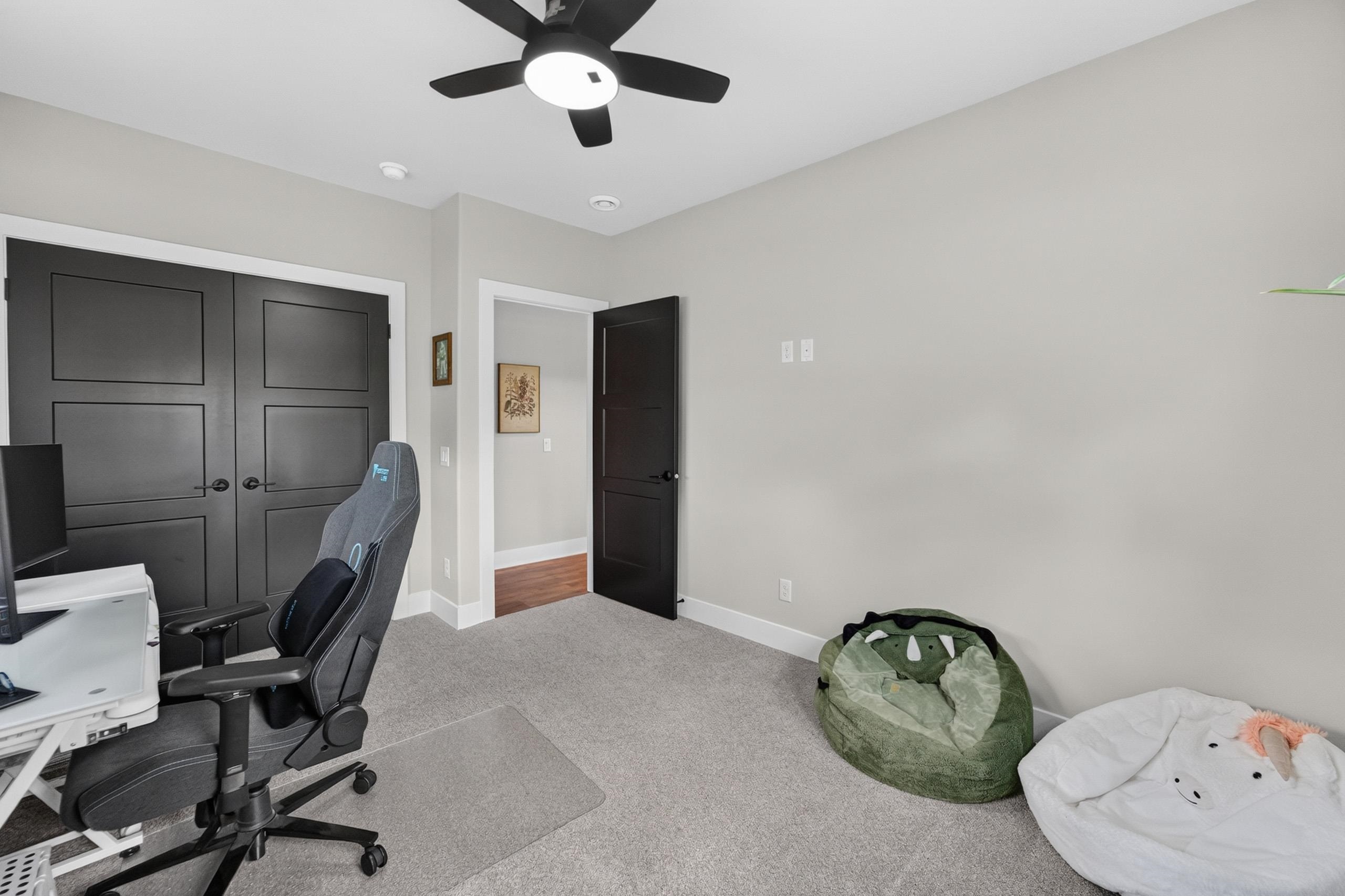 1101 Ballweg Lane