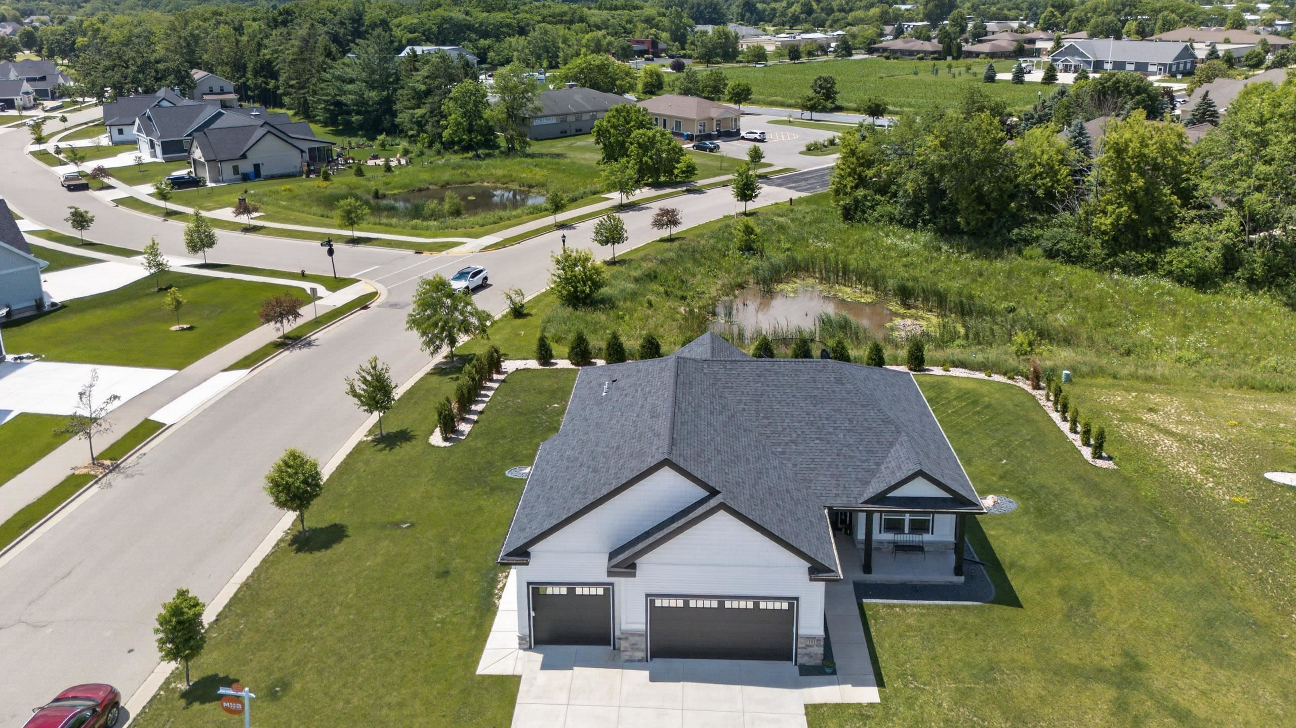 1101 Ballweg Lane