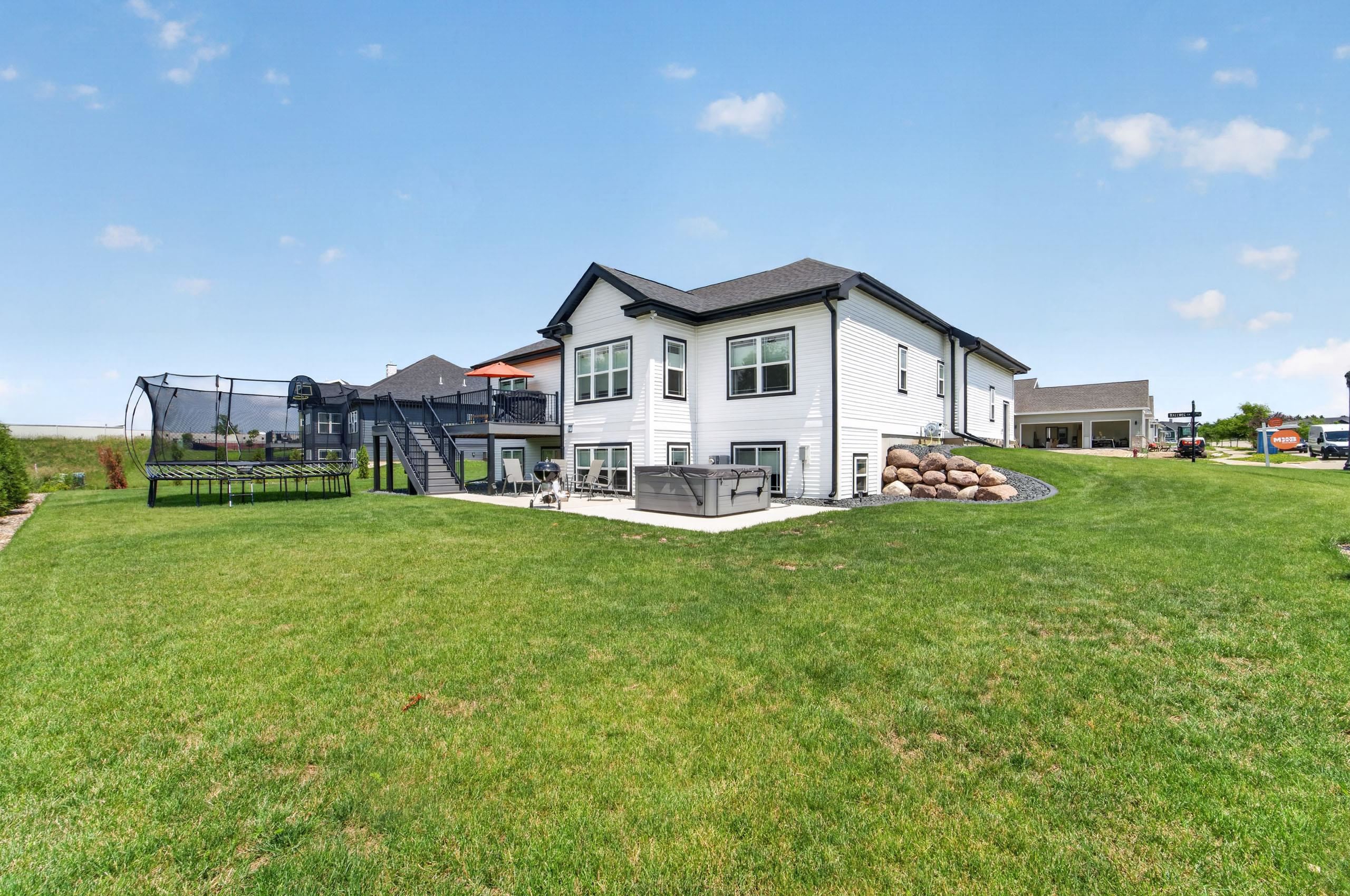 1101 Ballweg Lane