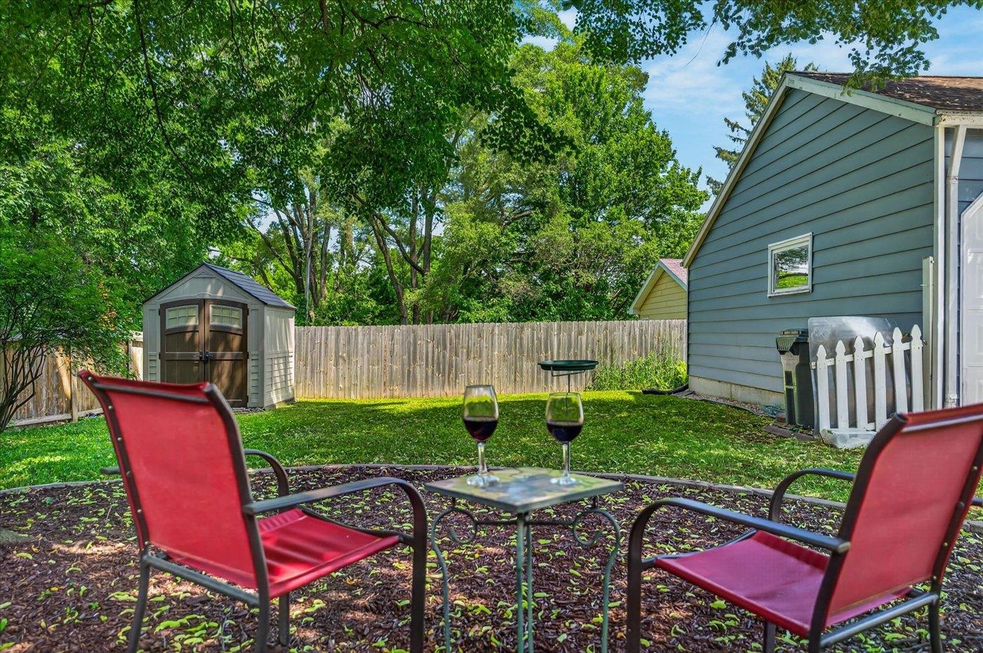 302 Glen Hwy