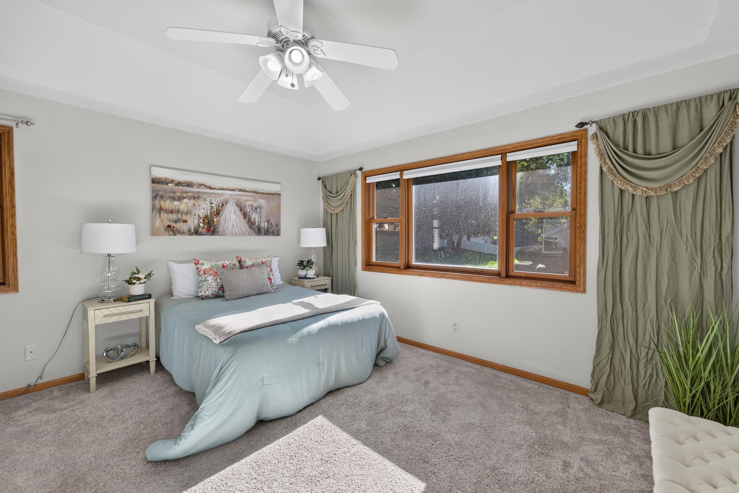 211 N Heatherstone Drive