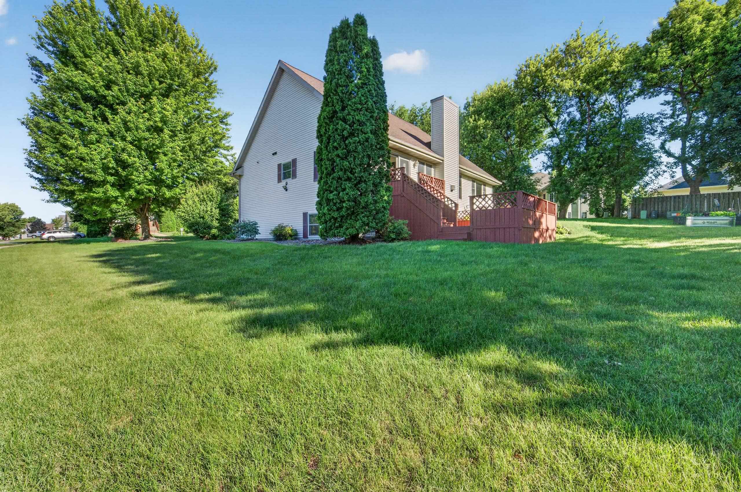 211 N Heatherstone Drive