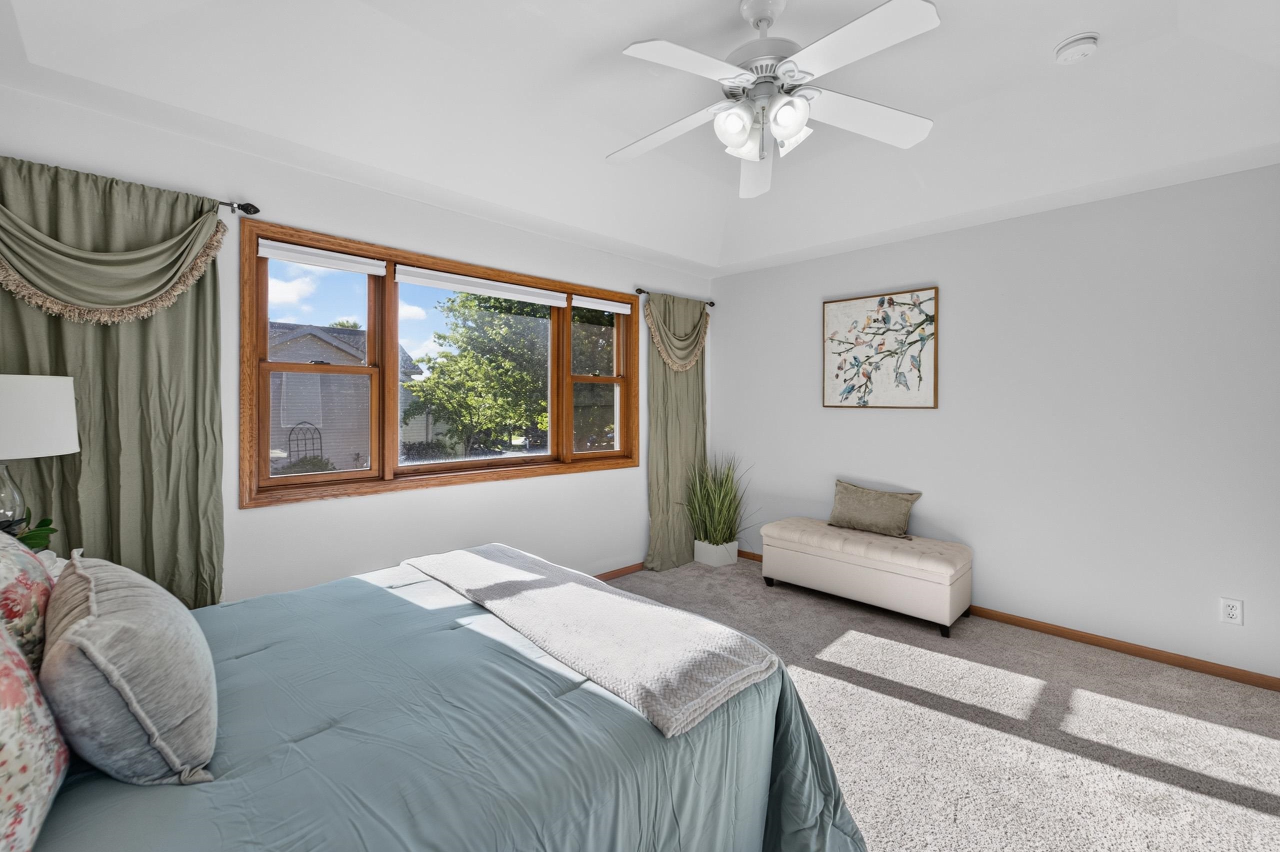 211 N Heatherstone Drive