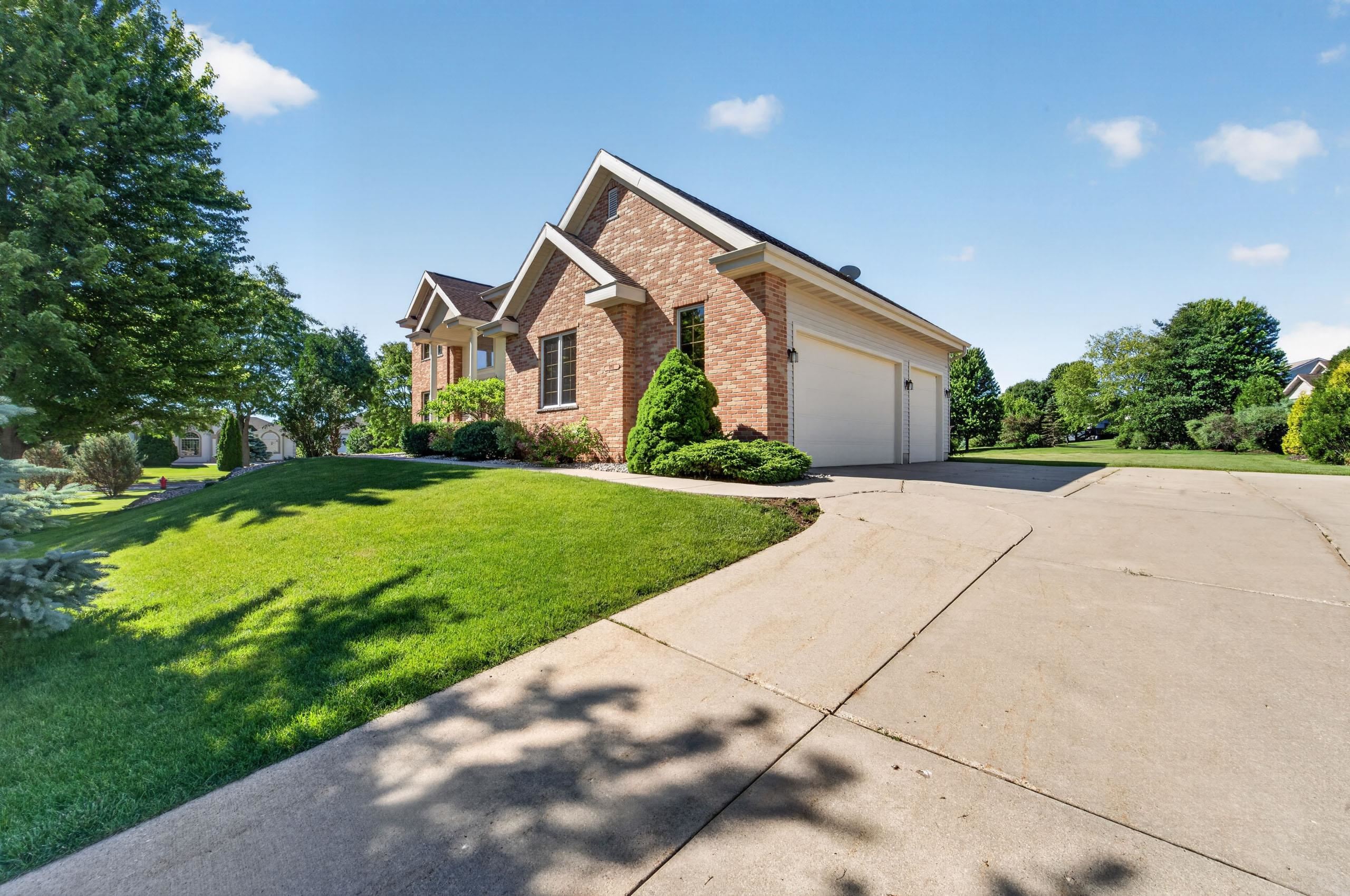 8701 Nelson Crossing