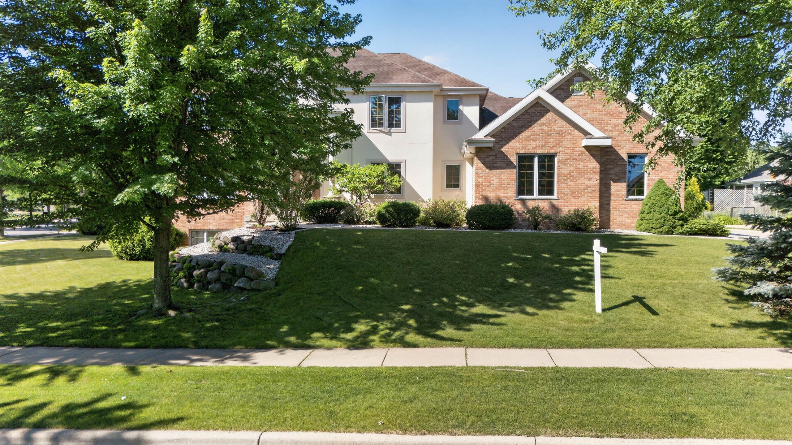 8701 Nelson Crossing