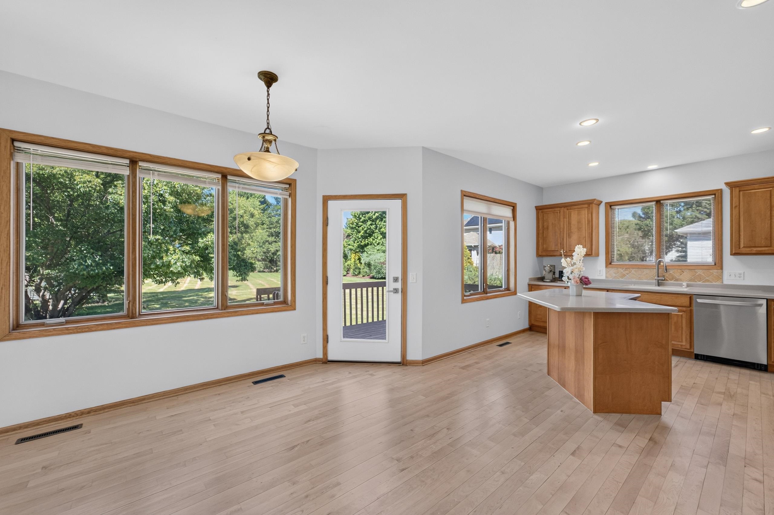 8701 Nelson Crossing