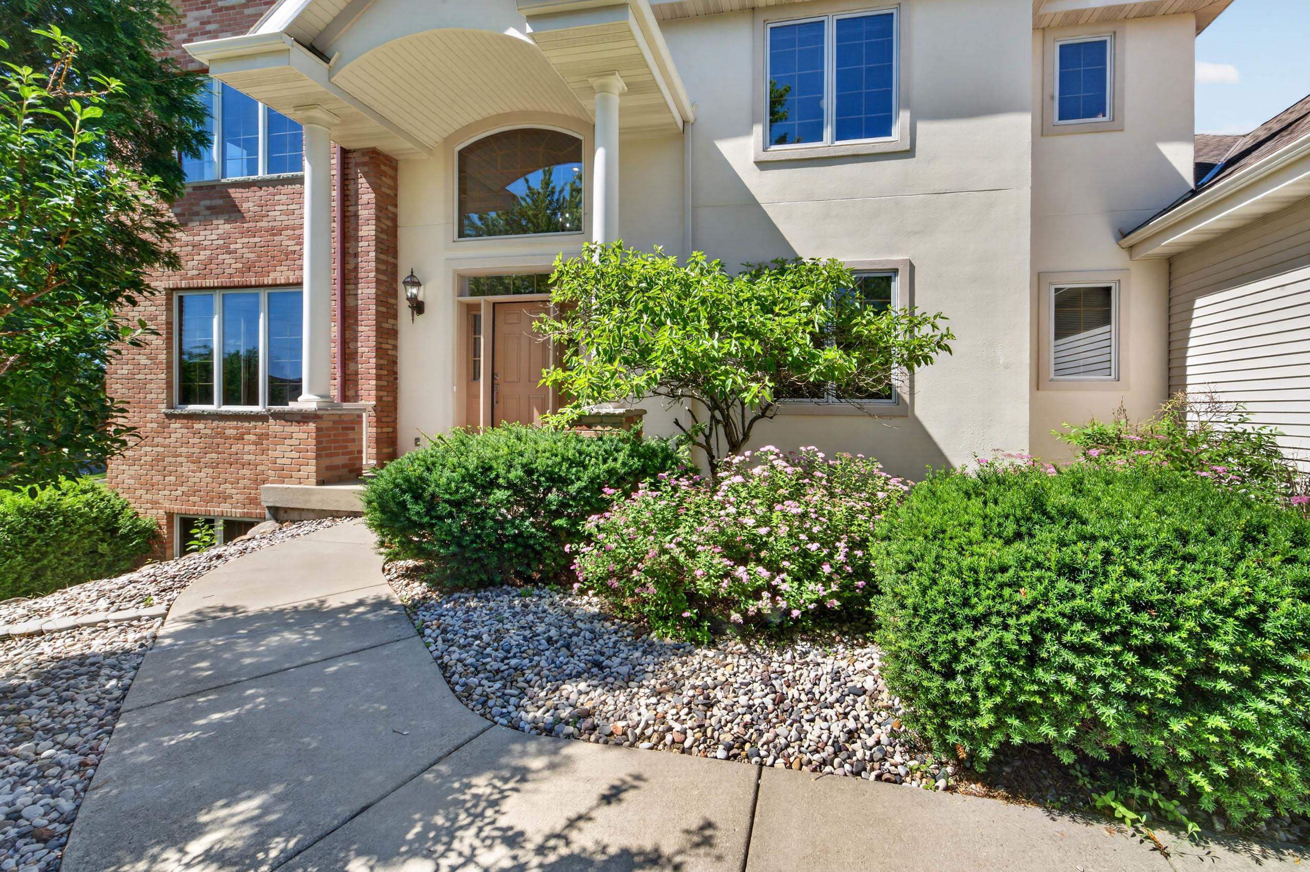 8701 Nelson Crossing