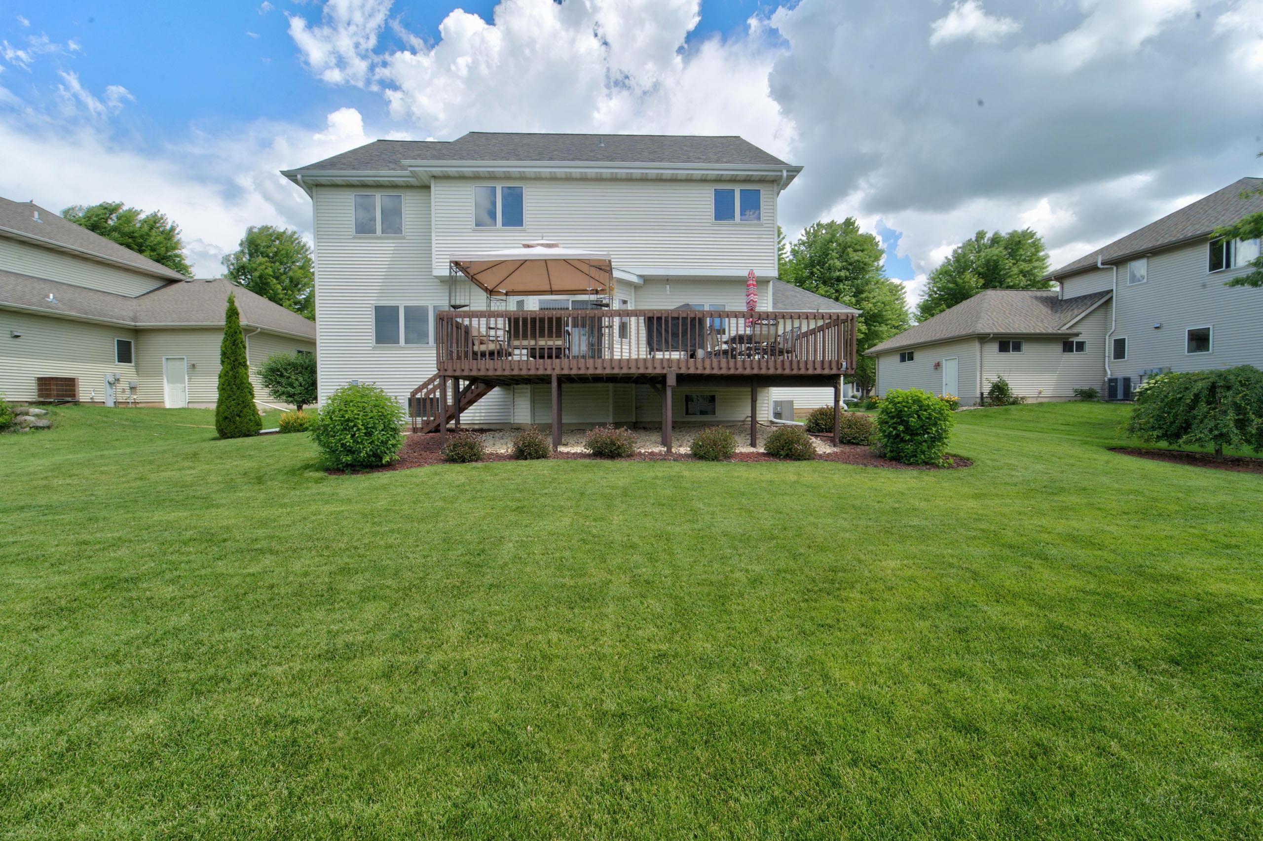 606 Pleasant Valley Parkway