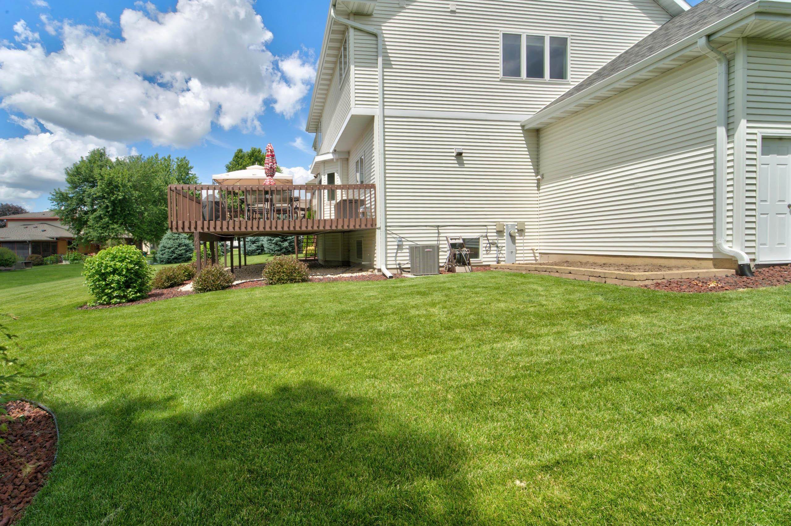 606 Pleasant Valley Parkway