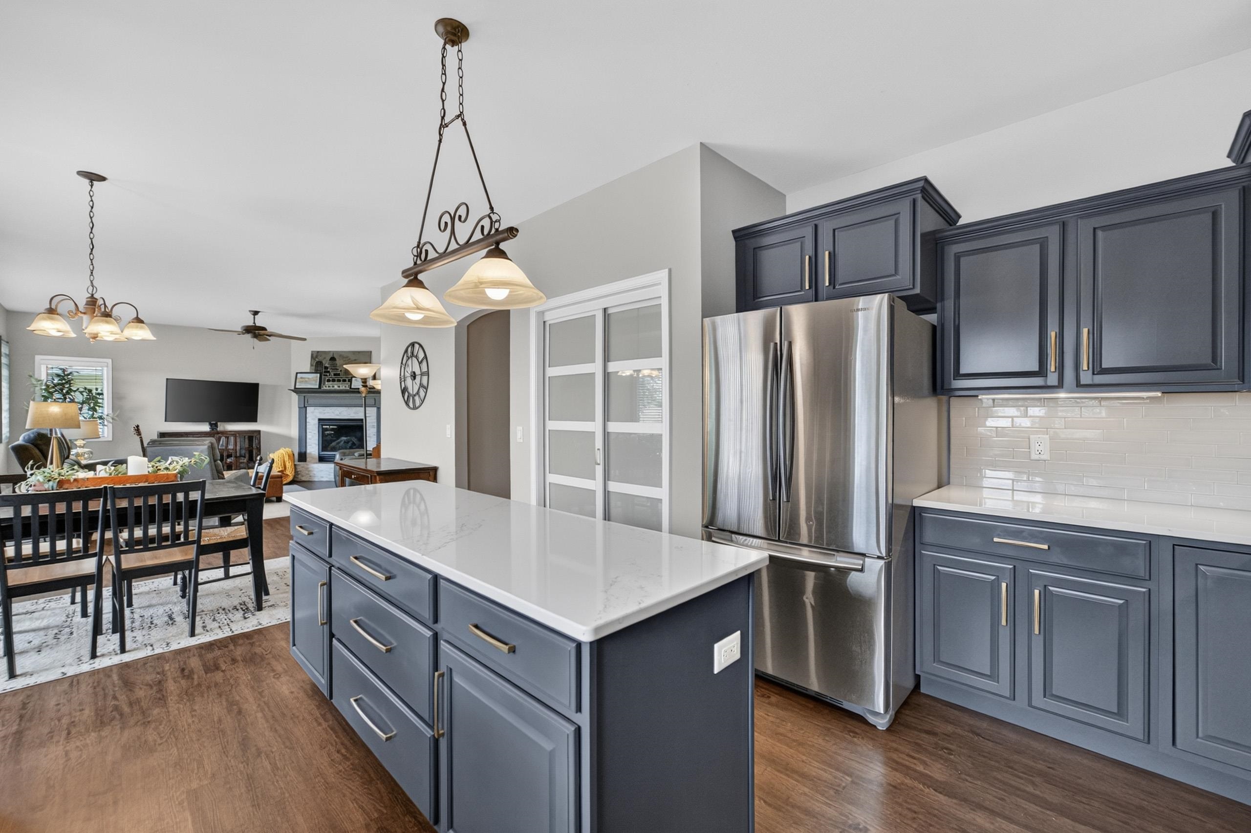 606 Pleasant Valley Parkway