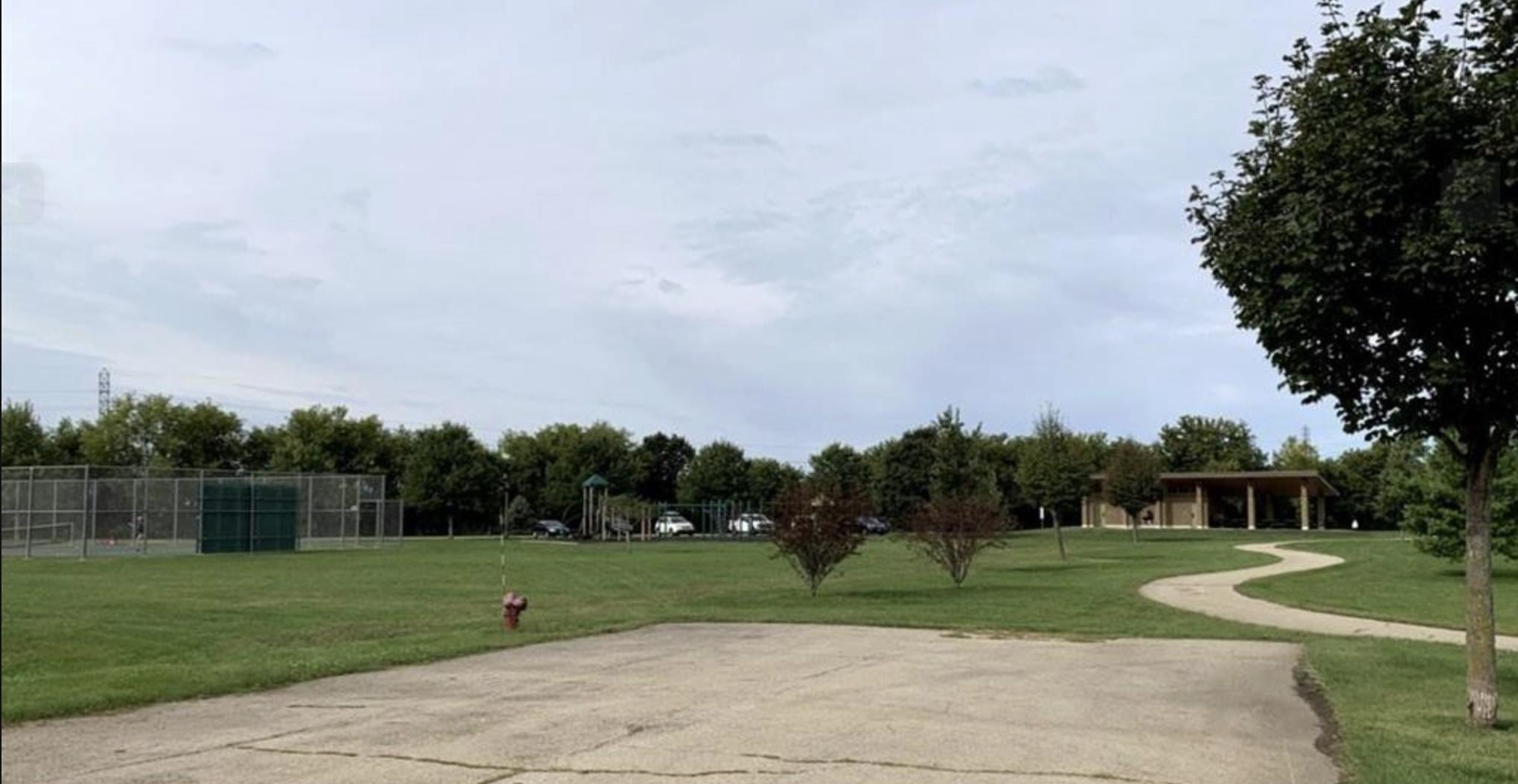 606 Pleasant Valley Parkway