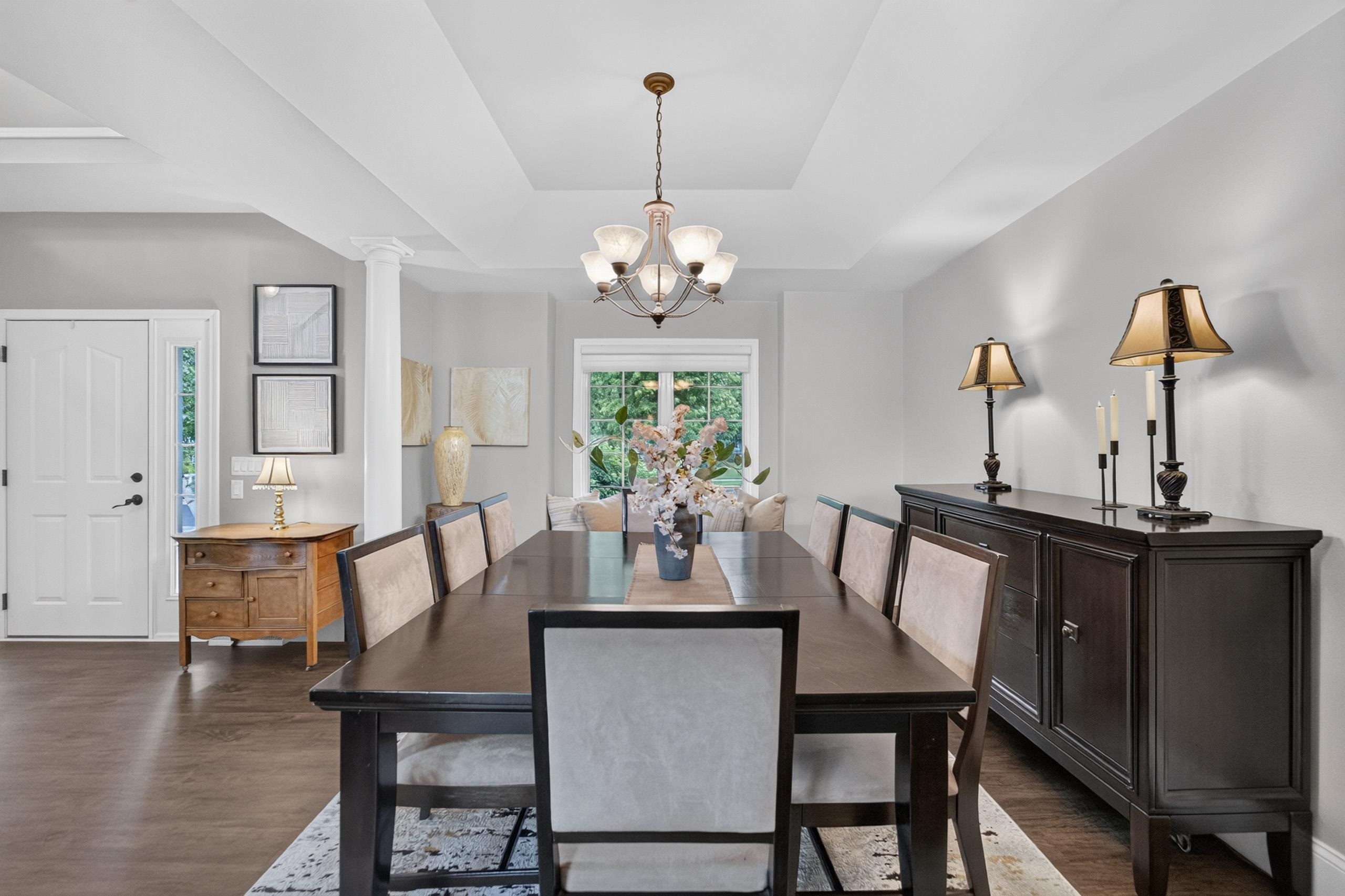 606 Pleasant Valley Parkway