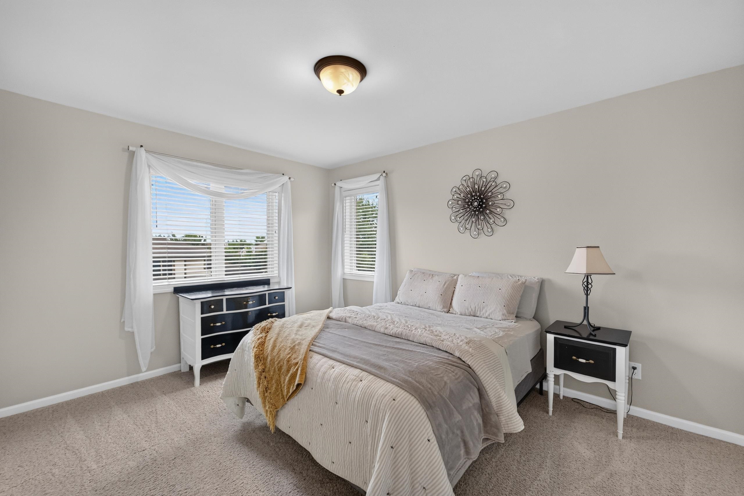 606 Pleasant Valley Parkway