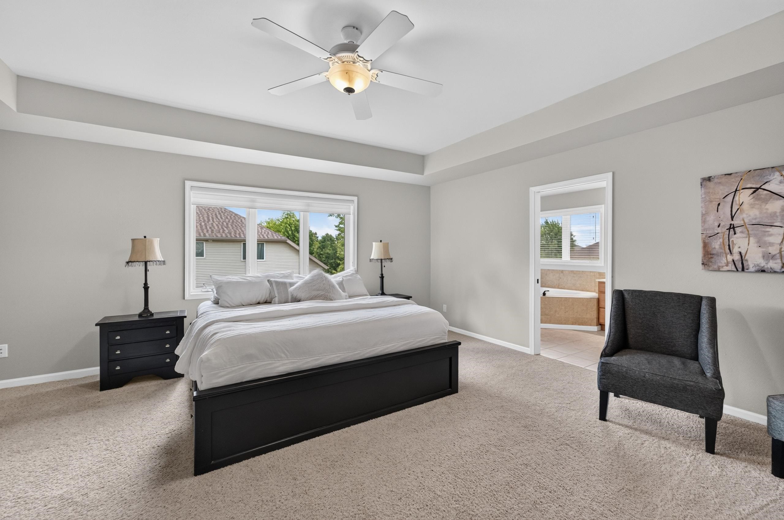 606 Pleasant Valley Parkway