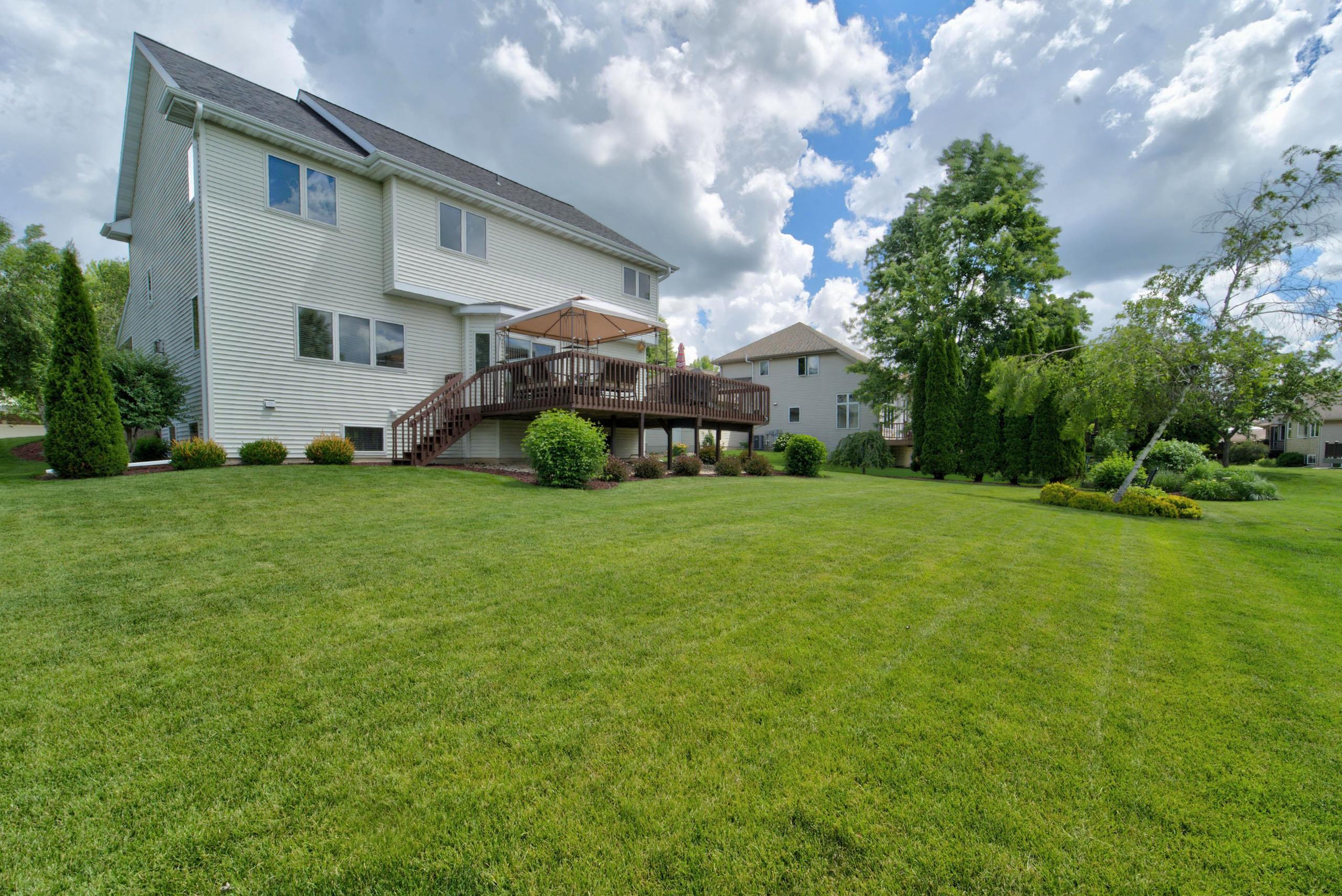 606 Pleasant Valley Parkway
