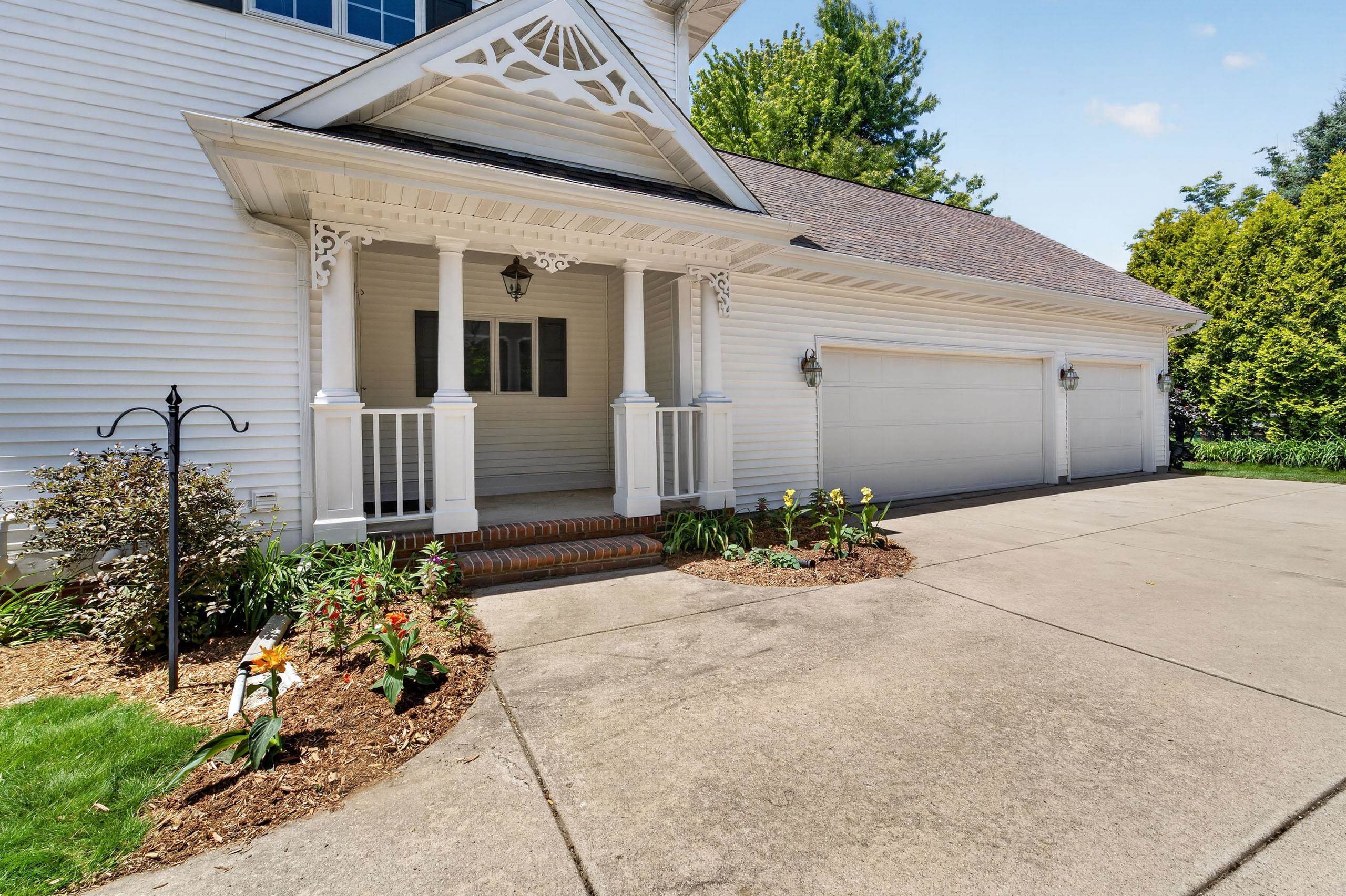 1614 Blue Ridge Trail